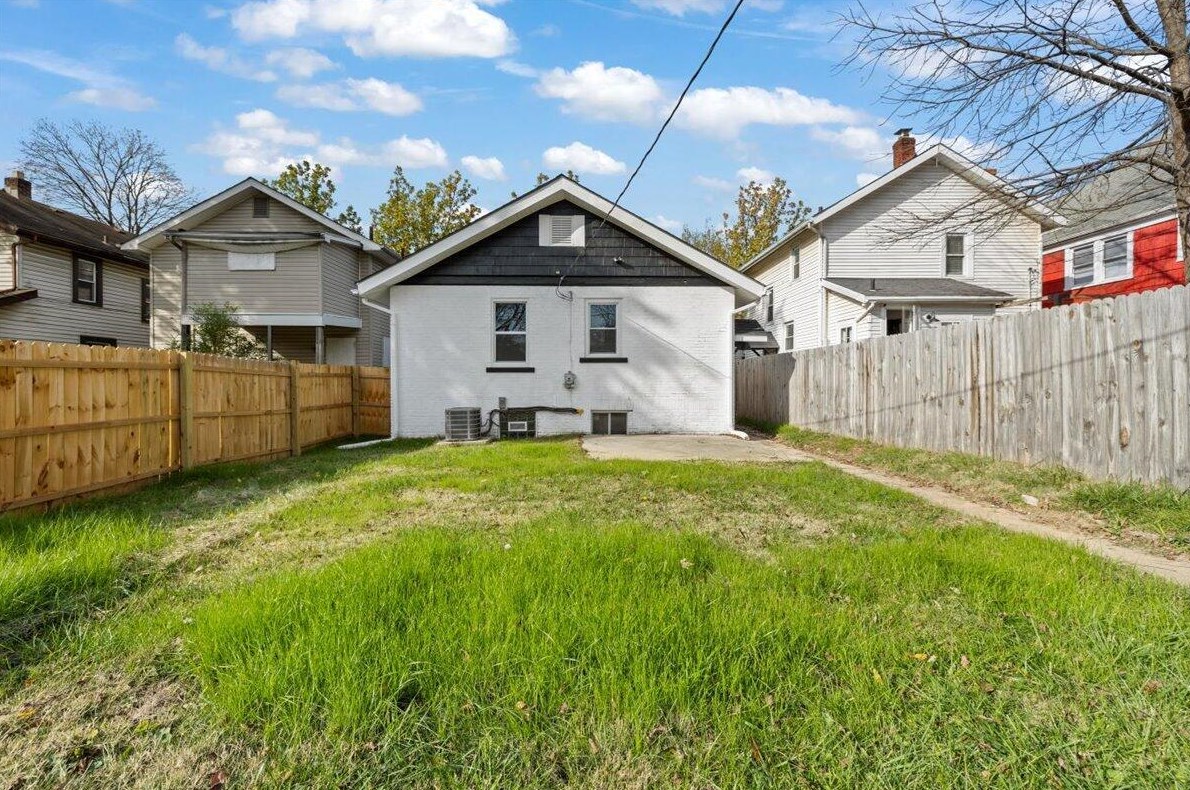 1254 Ohio Ave, Columbus OH 43206-3040 exterior