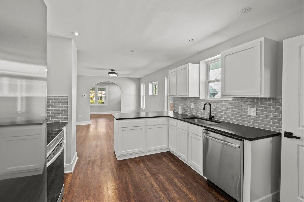 1254 Ohio Ave, Columbus OH 43206-3040 exterior