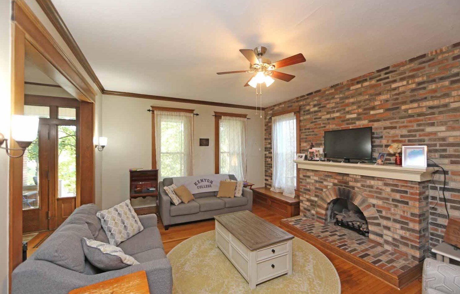 205 Coshocton Ave, Mount Vernon, OH 43050