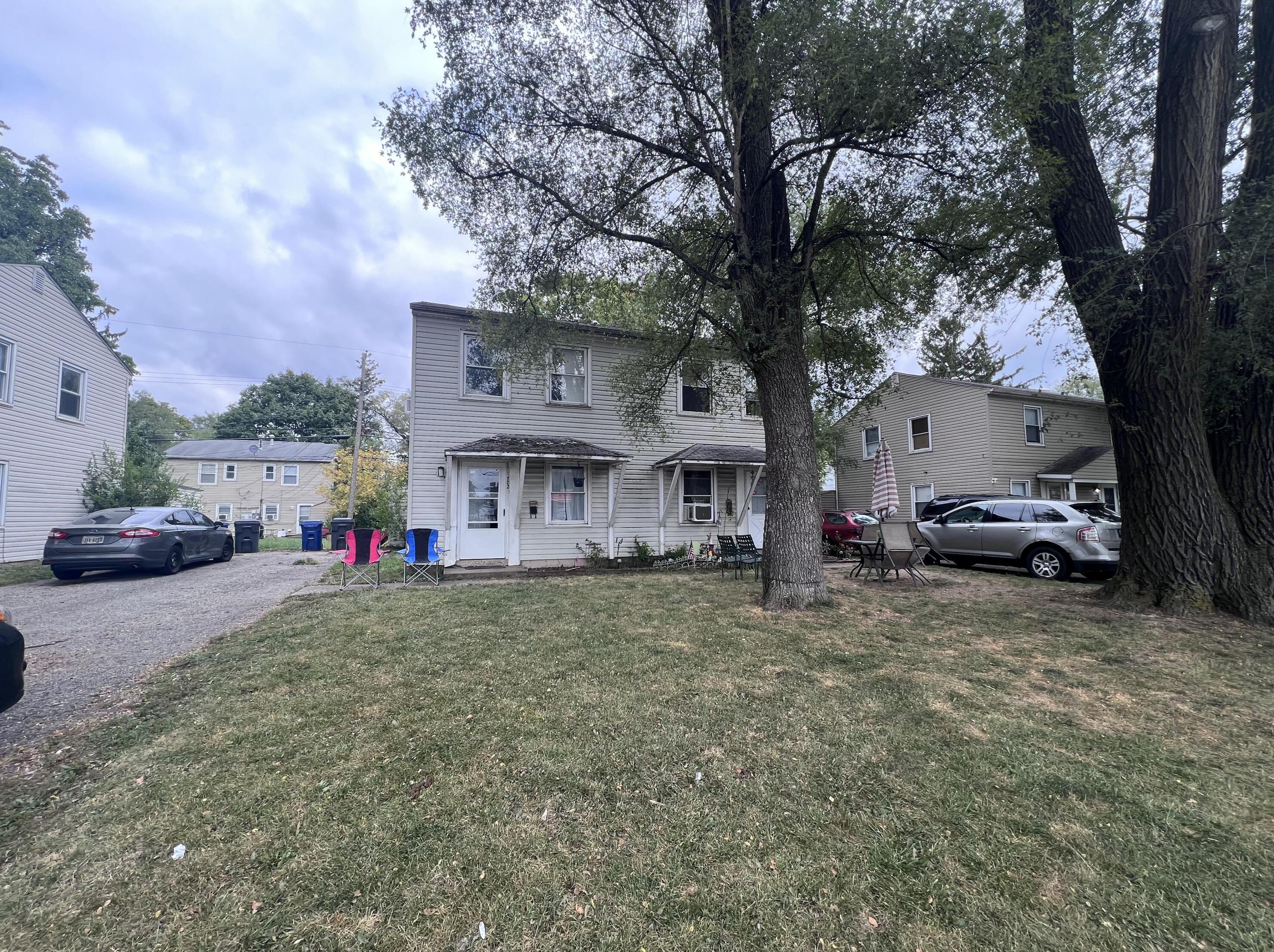 702 Hamilton Rd, Columbus, OH 43213-2612