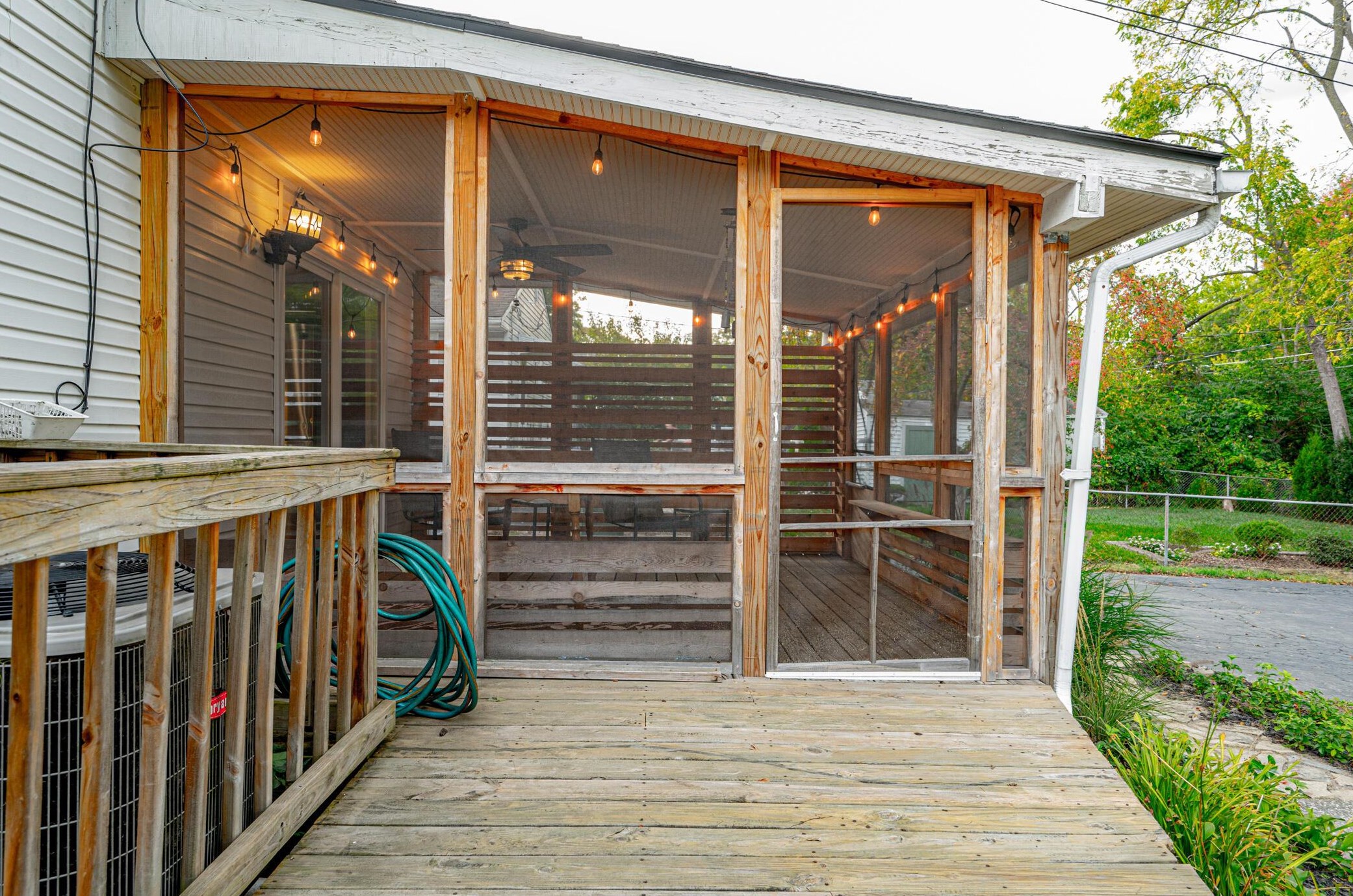 480 Lincoln Ave, Columbus OH  43214-1338 exterior