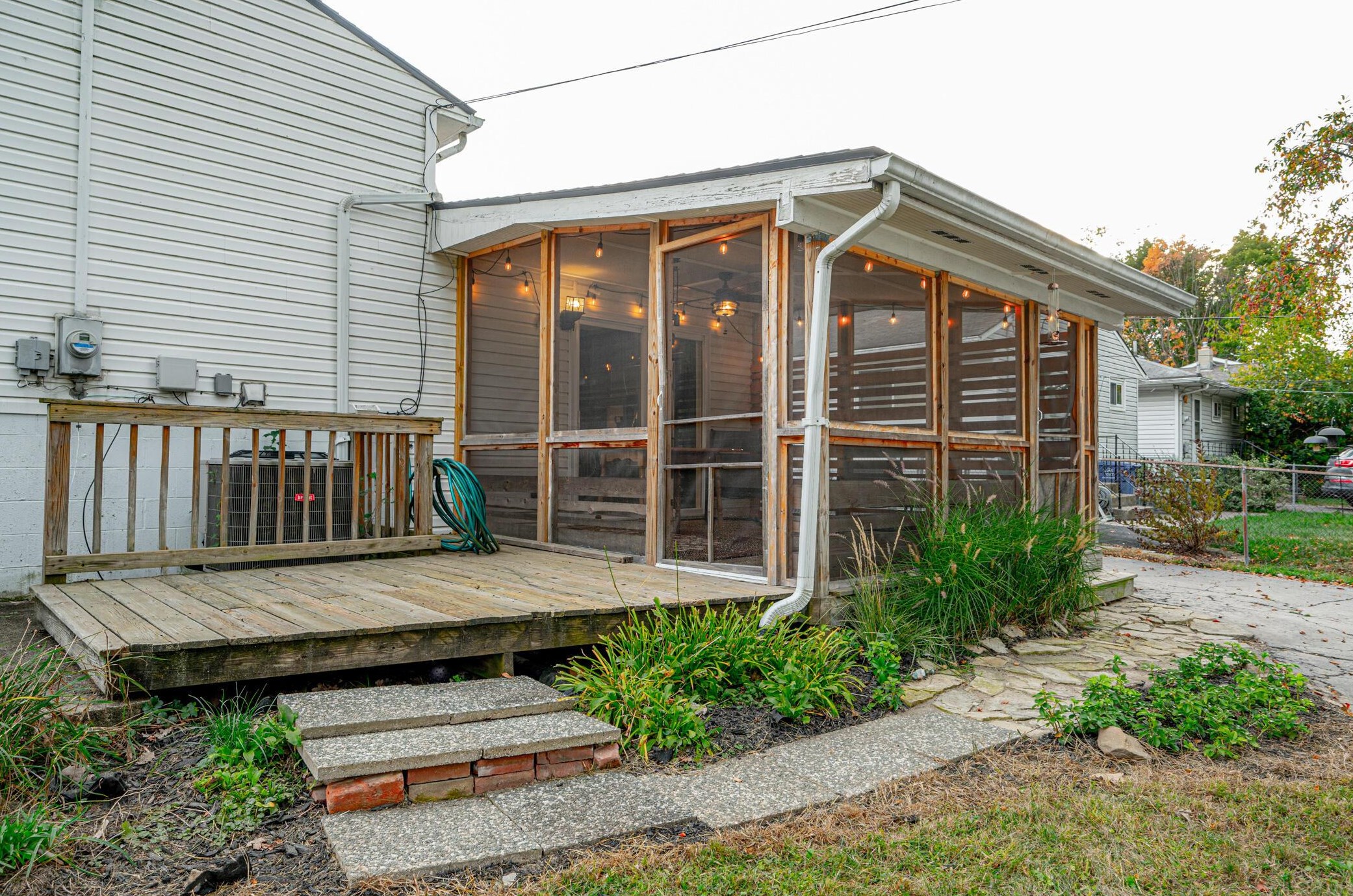 480 Lincoln Ave, Columbus OH  43214-1338 exterior