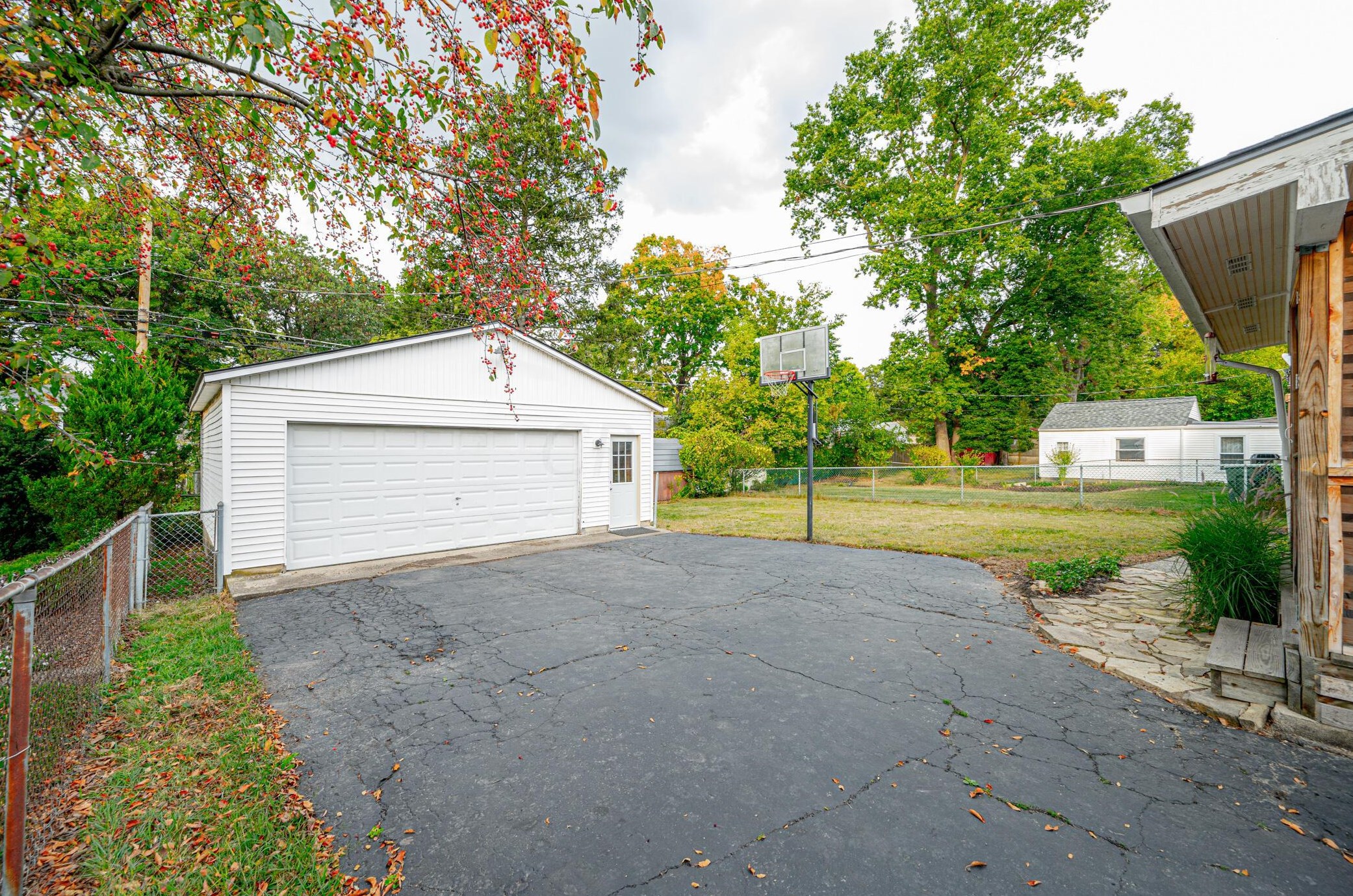 480 Lincoln Ave, Columbus OH  43214-1338 exterior