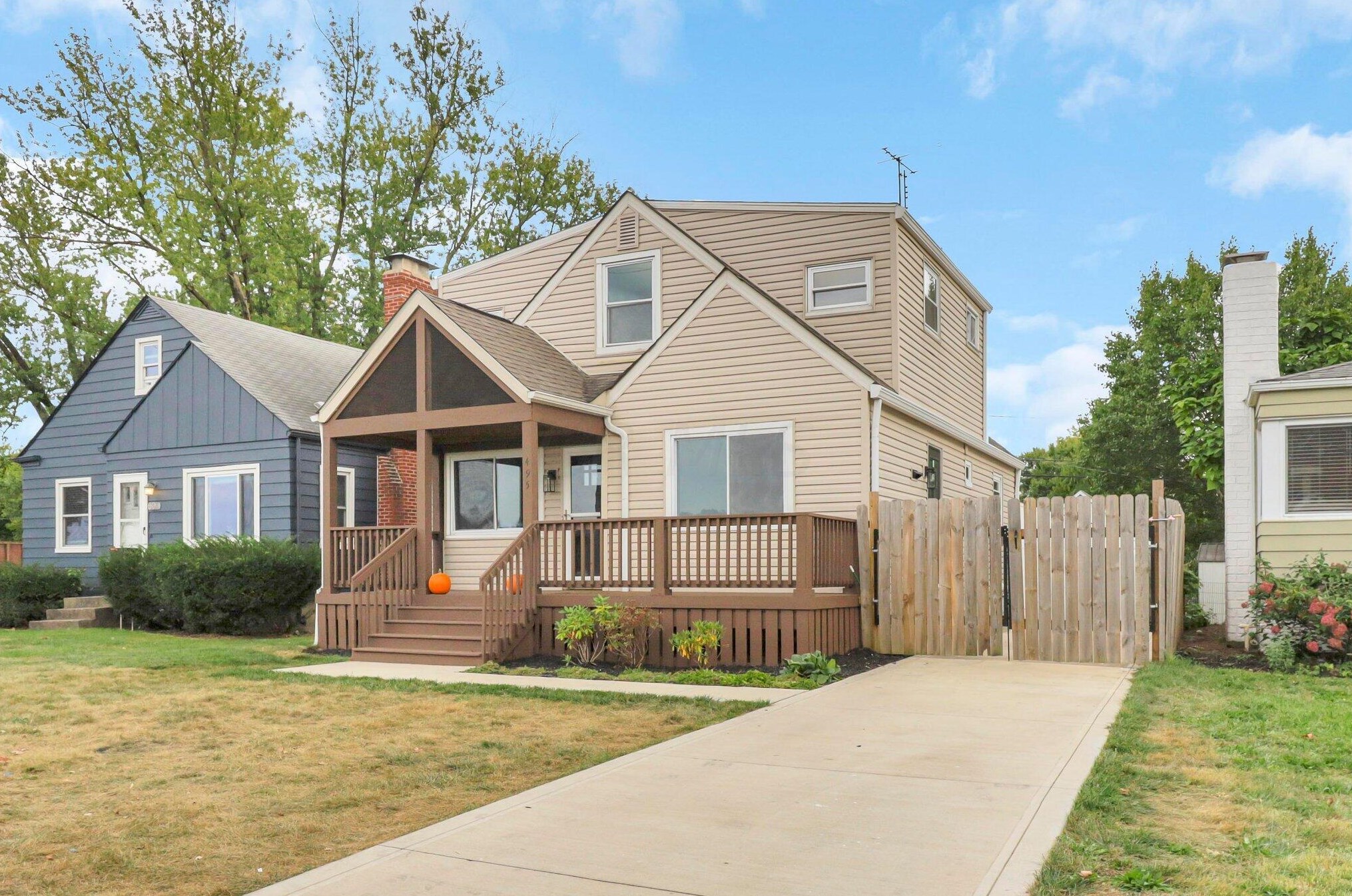 495 Morse Rd, Columbus, OH 43214-1832
