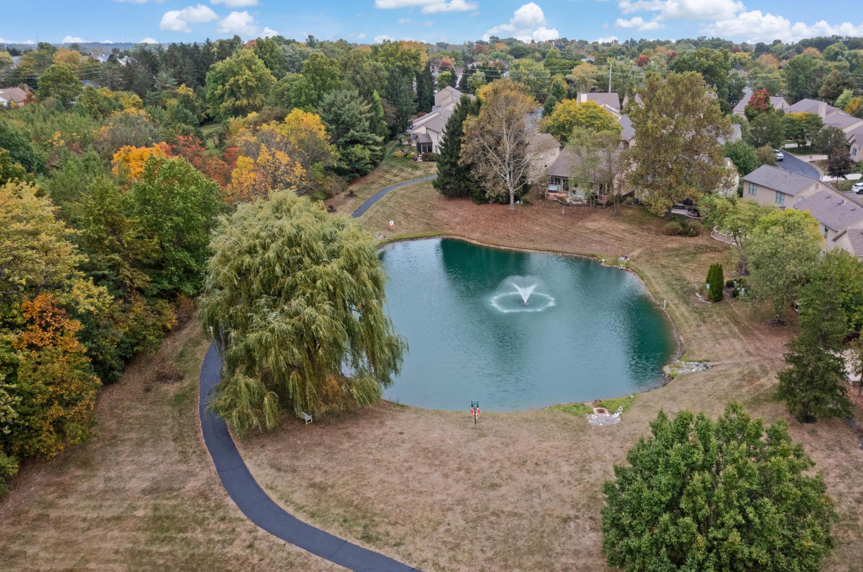 8641 Libra Rd, Dublin OH  43016-9022 exterior