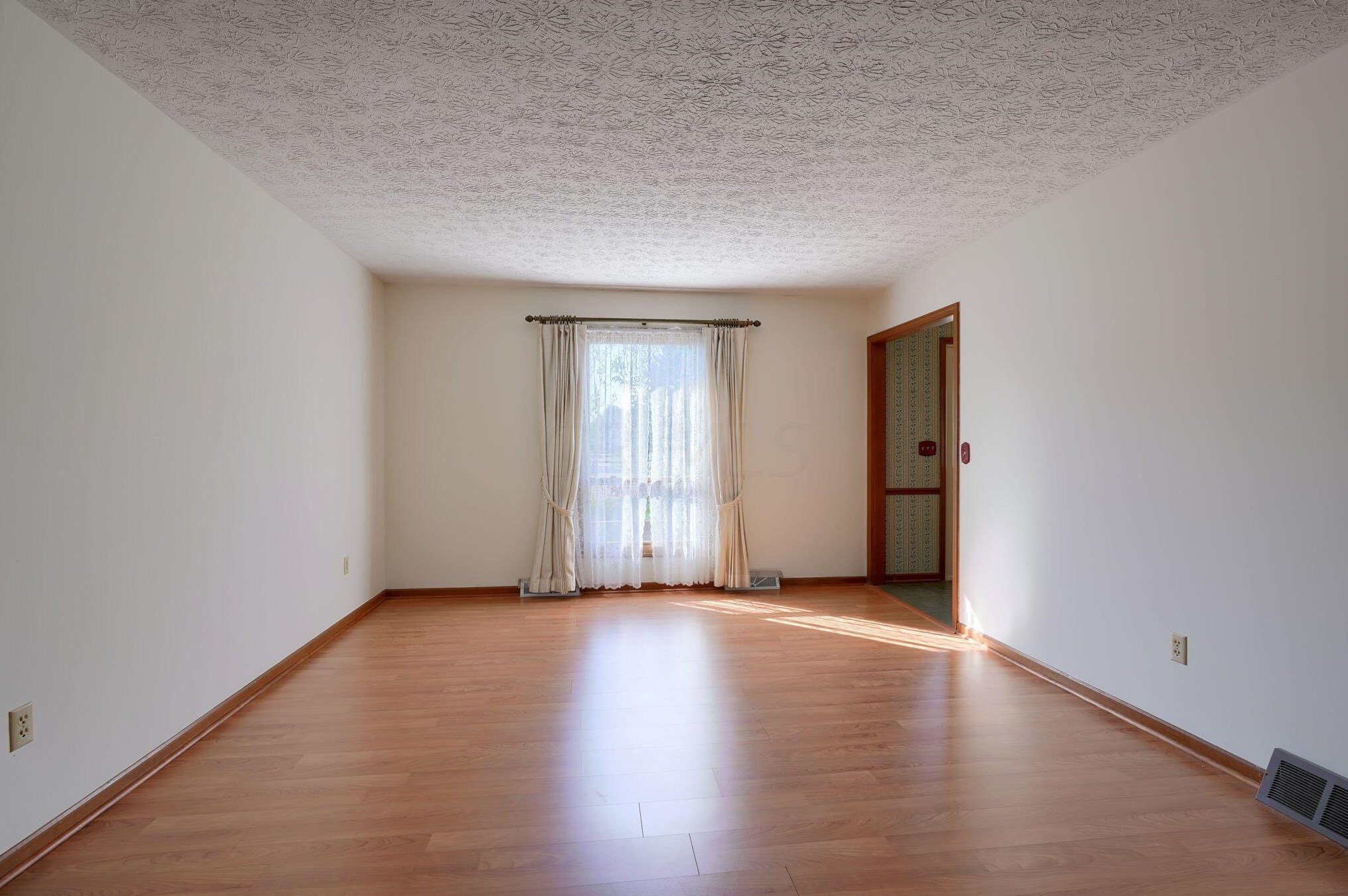 13668 Stonehenge Cir, Pickerington OH  43147-9717 exterior