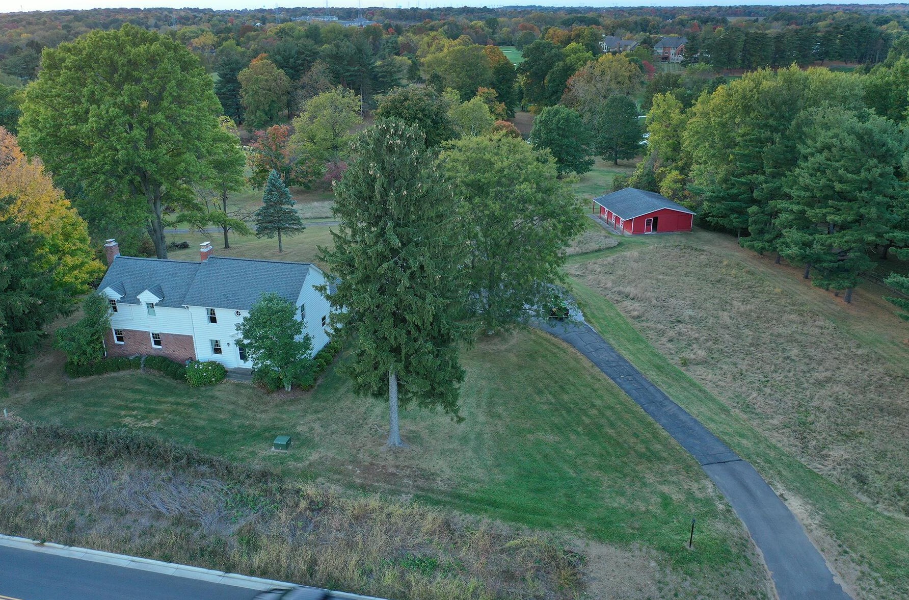 7110 Worthington Rd, Westerville, OH 43082-9413