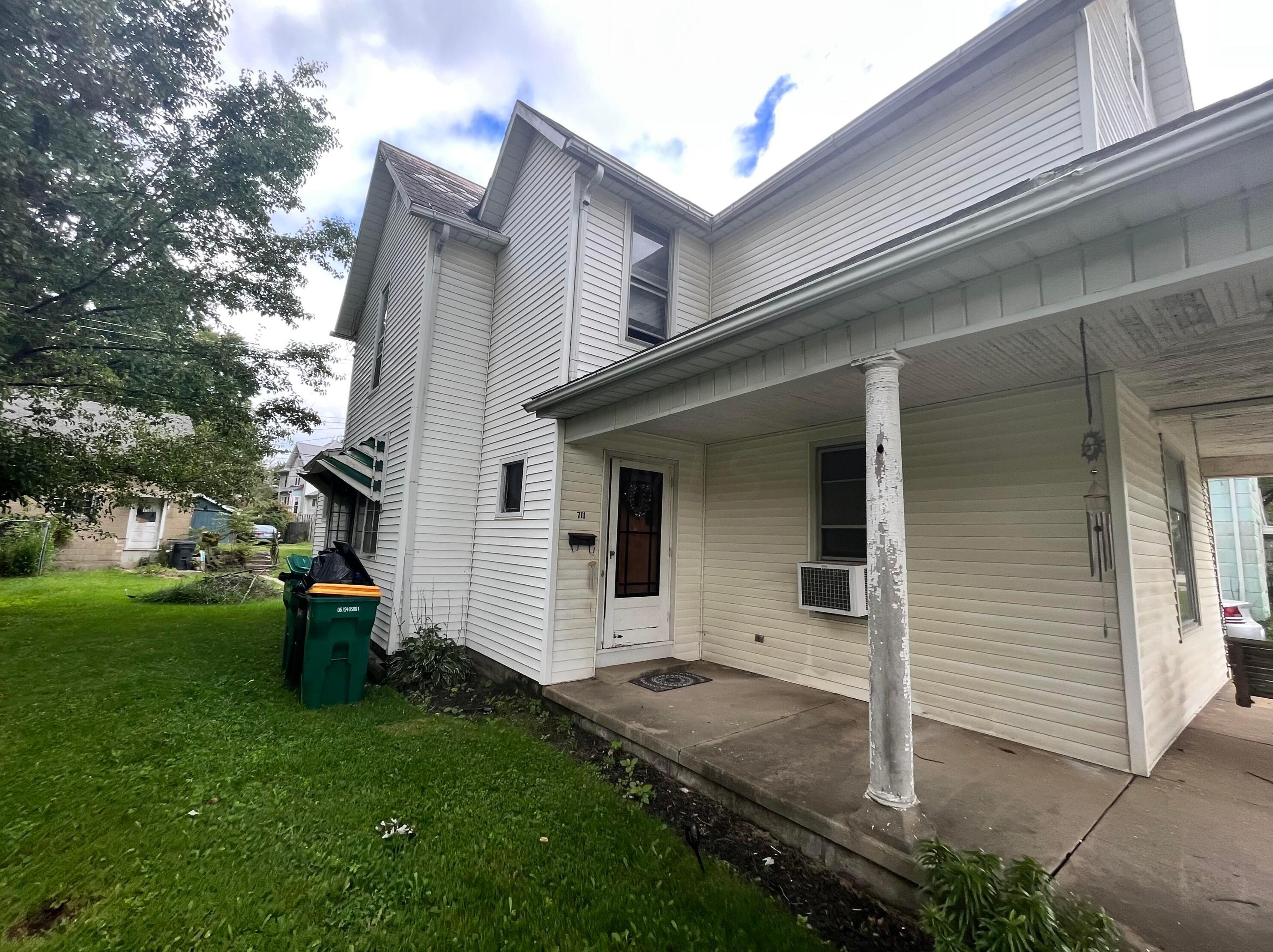 711 Howard St, Mount Vernon, OH 43050