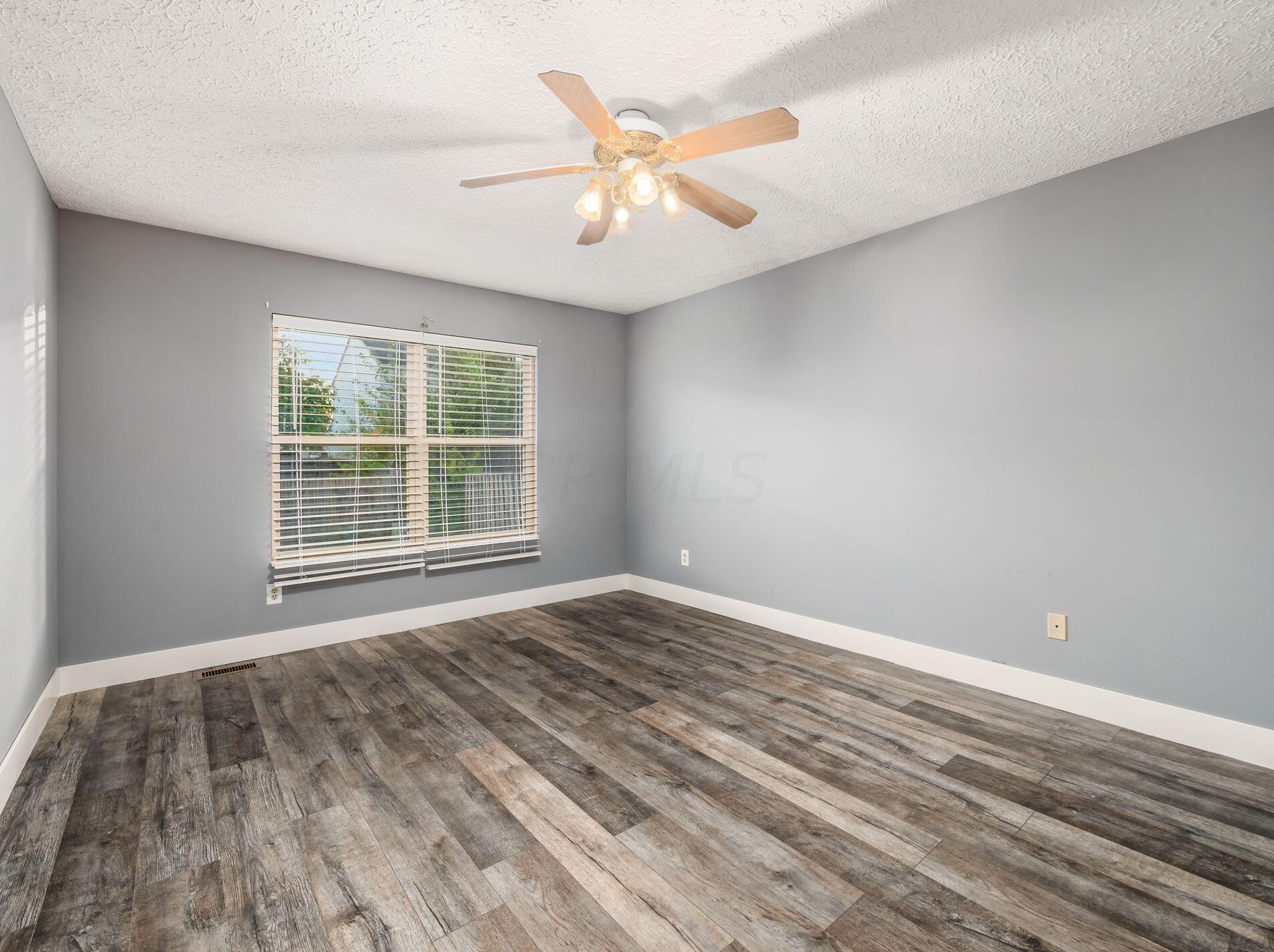 2959 Ironstone Dr, Columbus OH 43231-8811 exterior