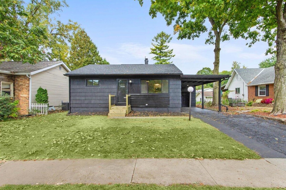 433 Washington Ave, Bellefontaine, OH 43311