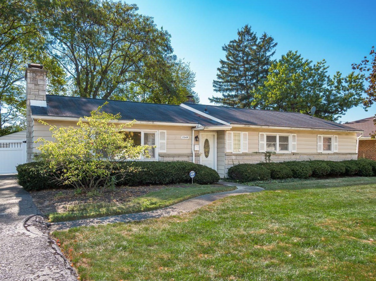 2349 Beverly Pl, Columbus, OH 43209-2809