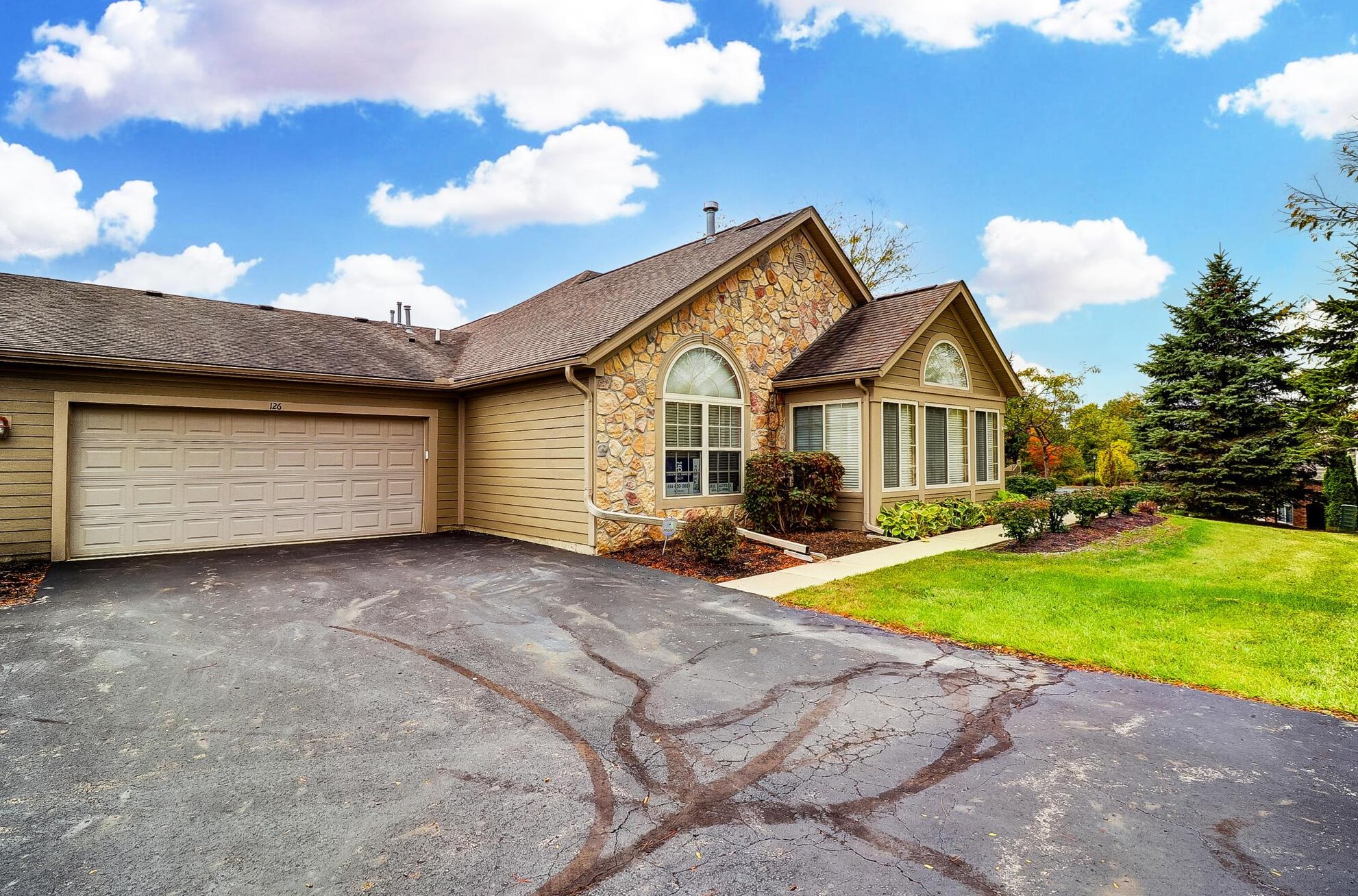 126 Jamie Lynn Cir, Pickerington, OH 43147
