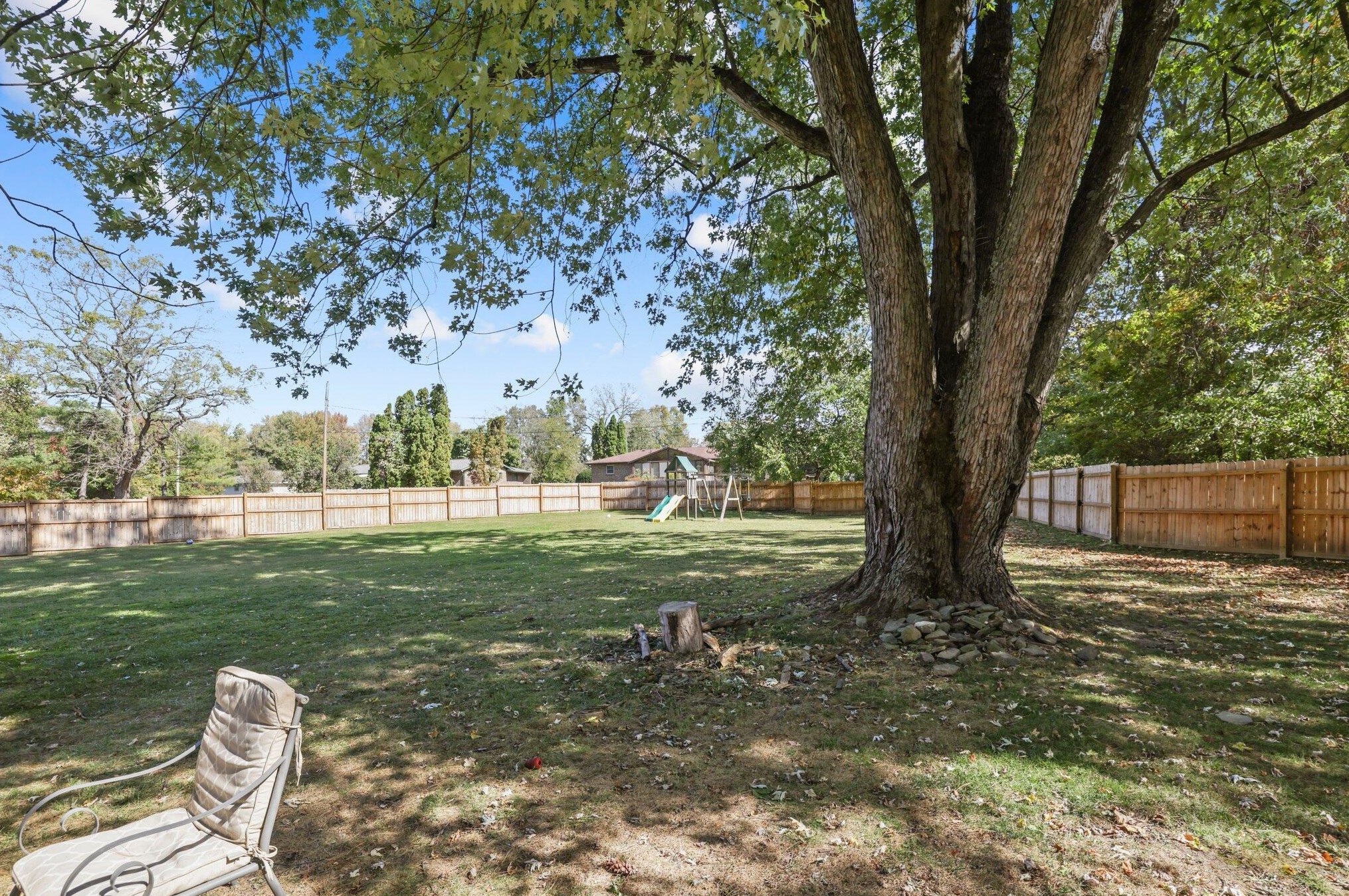 8200 Flint Rd, Columbus OH  43235-6411 exterior