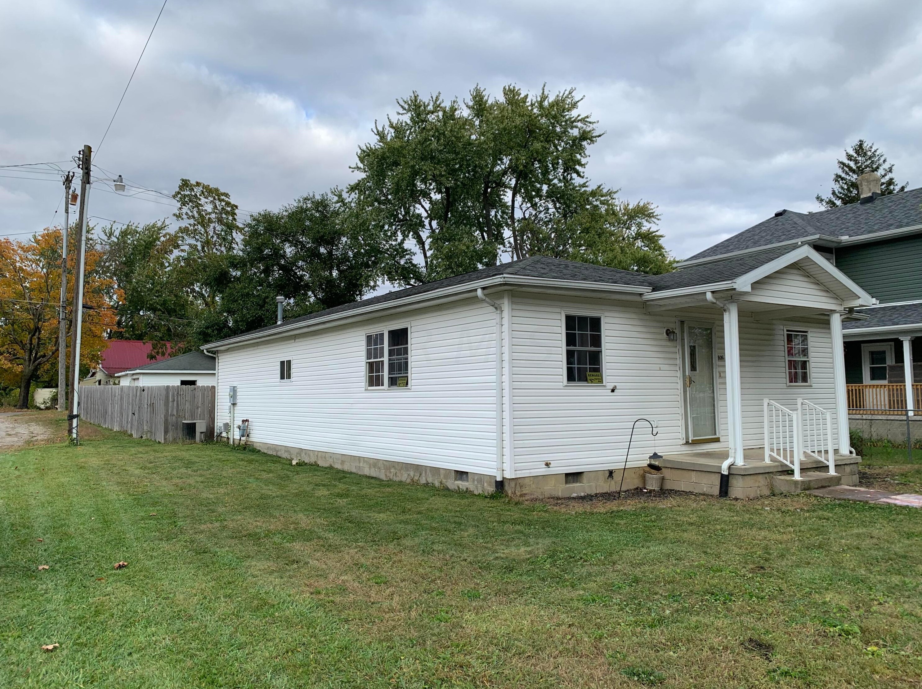 936 Lakeview Ave, Washington CH, OH 43160