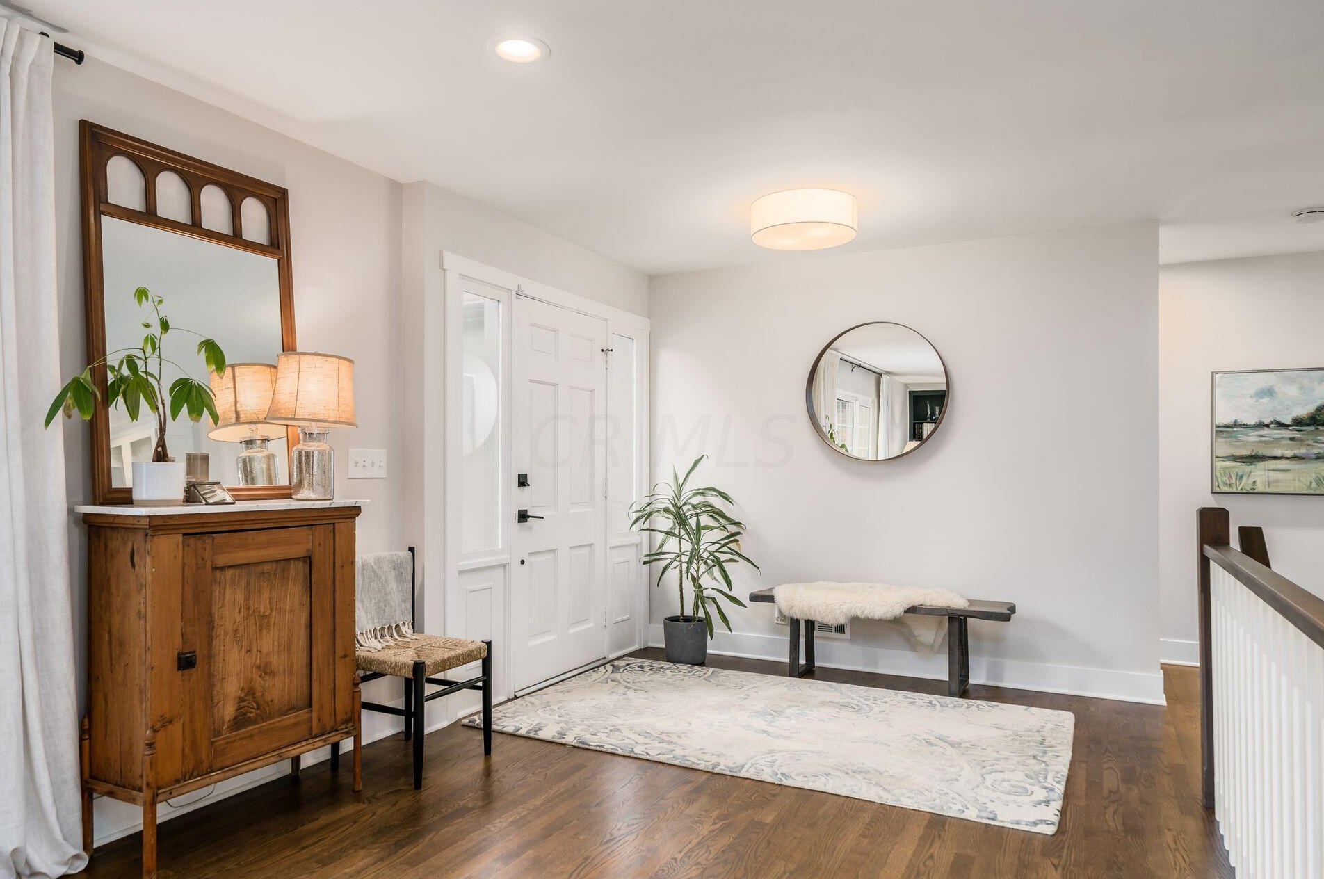 3871 Hillview Dr, Columbus OH 43220-4735 exterior