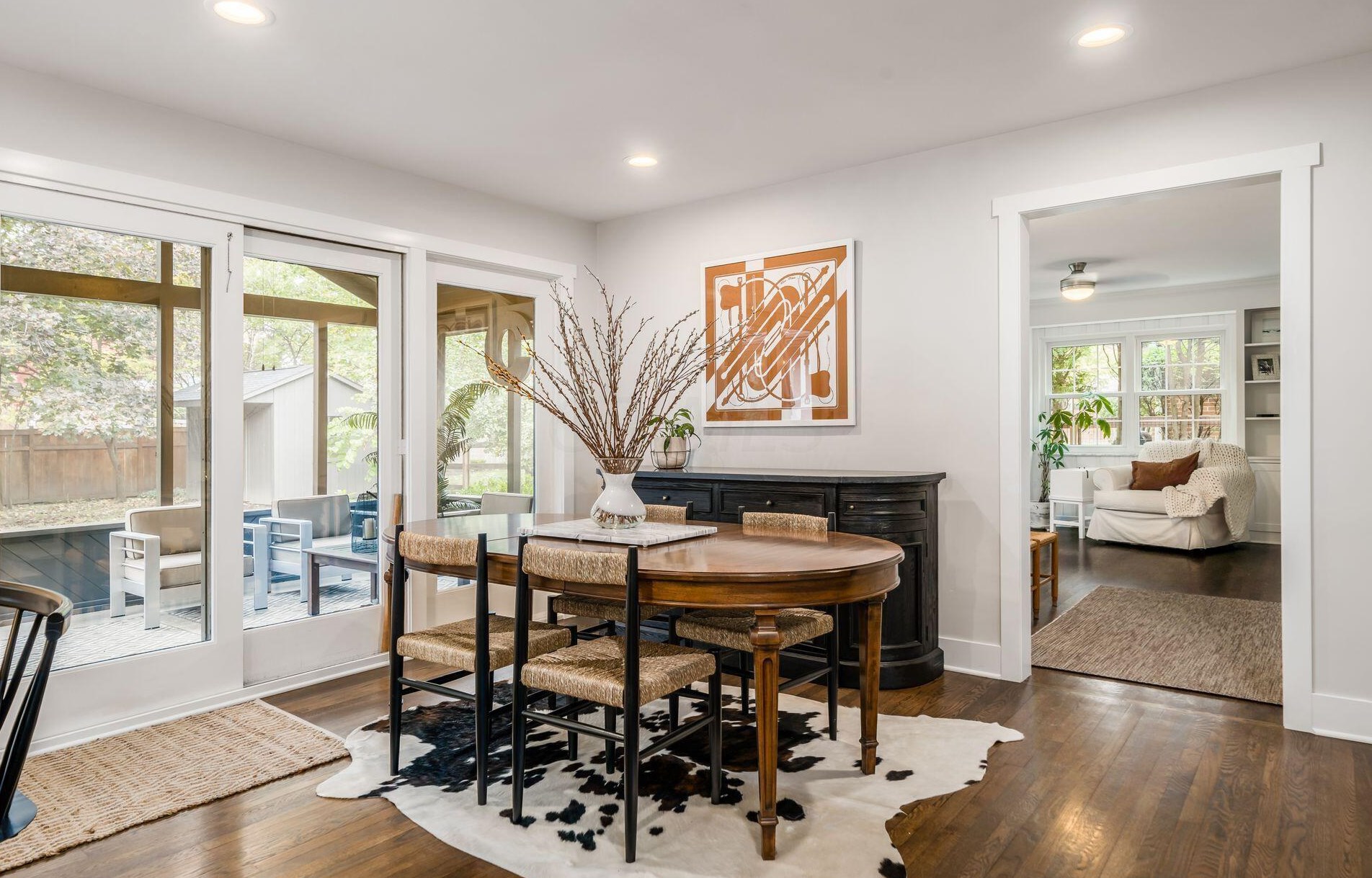 3871 Hillview Dr, Columbus OH 43220-4735 exterior