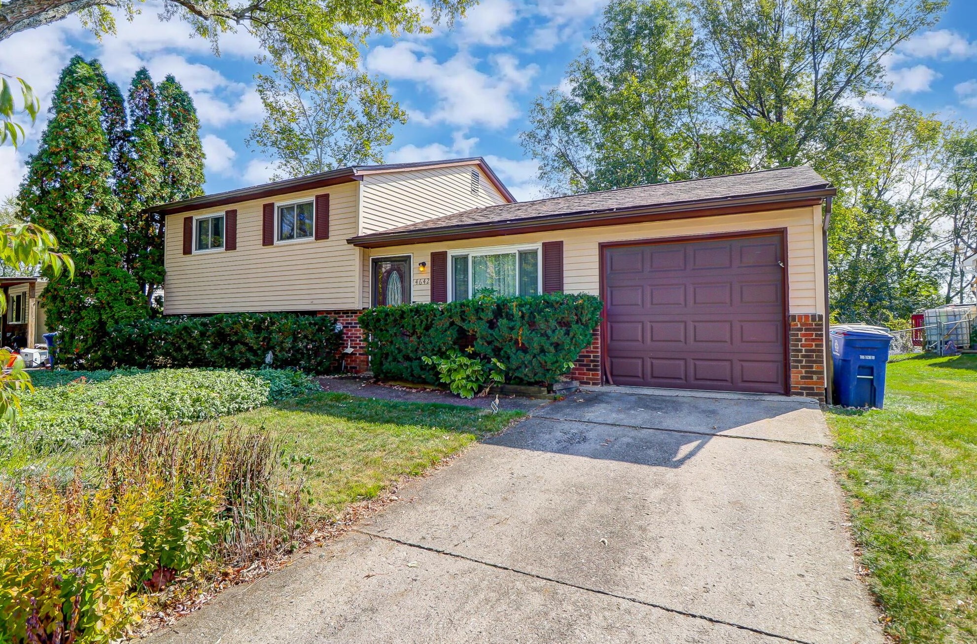 4642 Glenhaven Dr, Columbus, OH 43231-5950