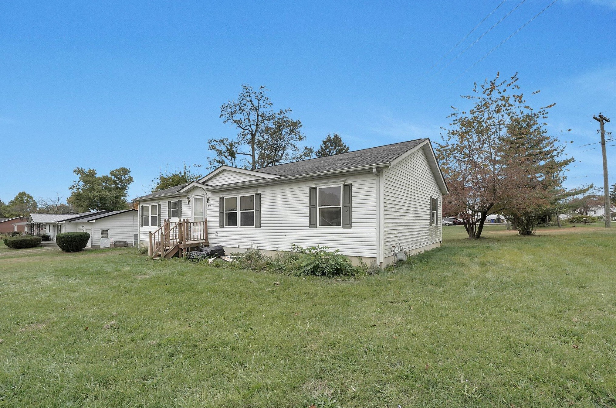 119 Pearl St, Pleasantville, OH 43148-9646