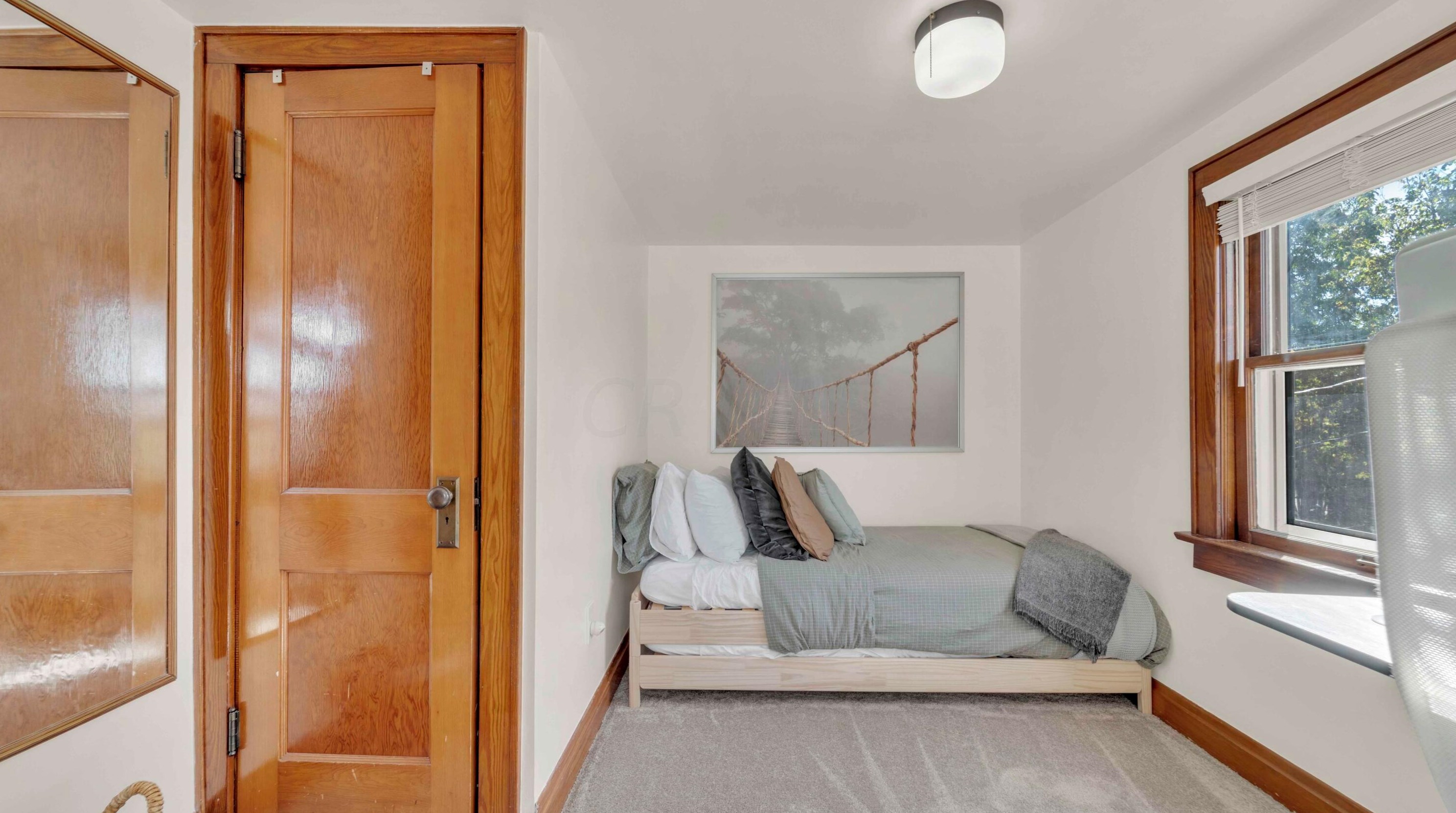 301 Markison Ave, Columbus OH 43207-1833 exterior