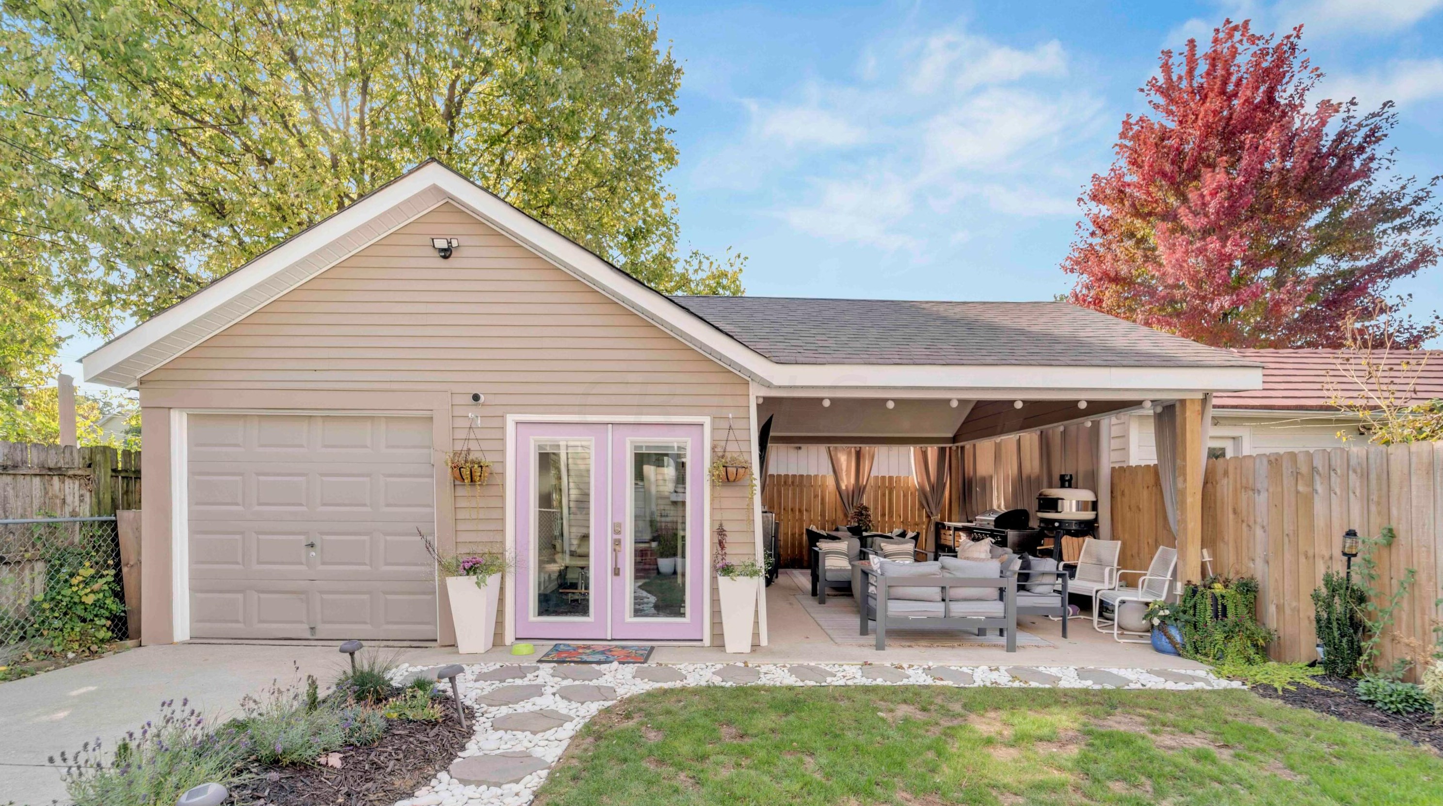 301 Markison Ave, Columbus OH 43207-1833 exterior