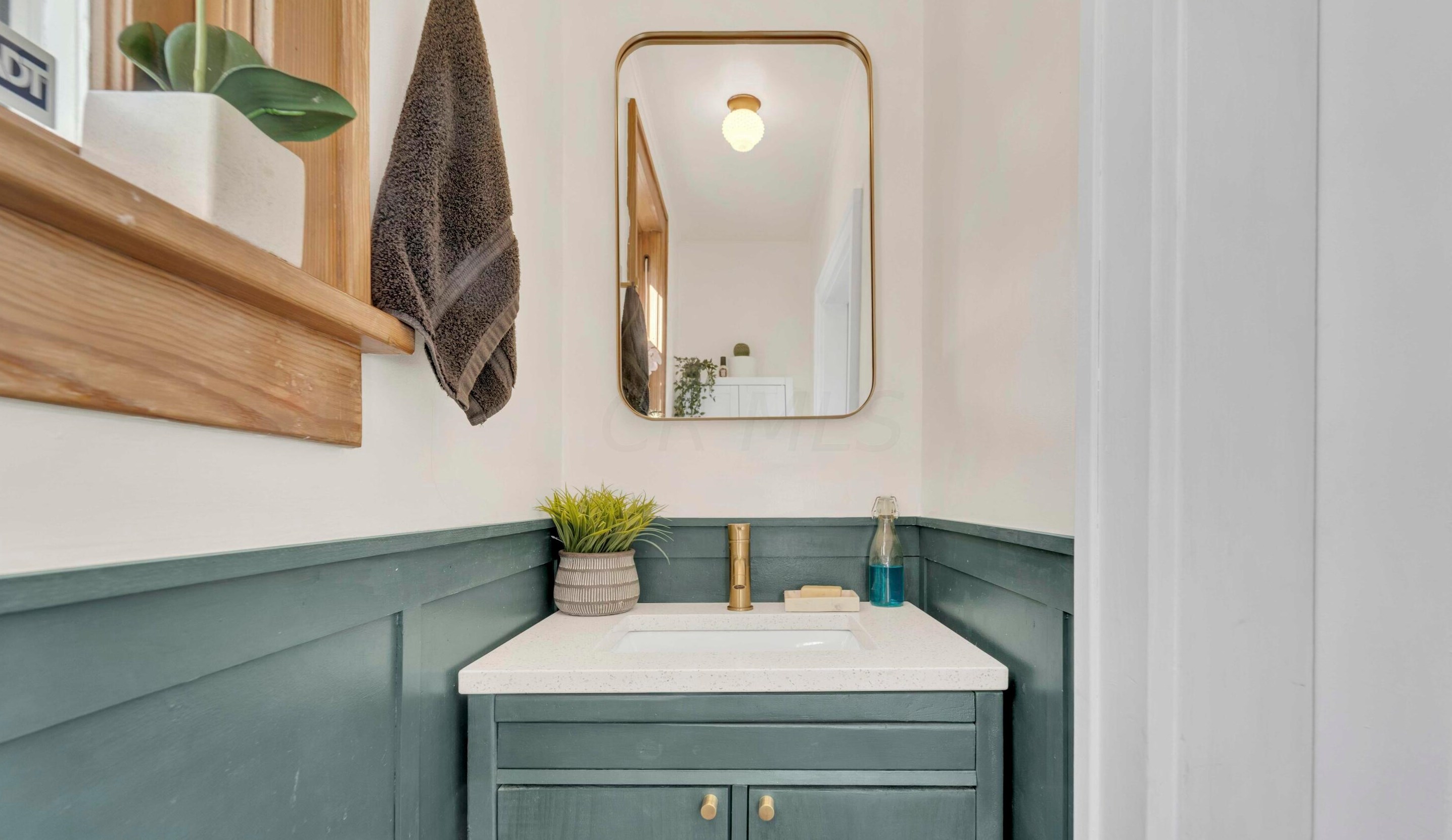 301 Markison Ave, Columbus OH 43207-1833 exterior