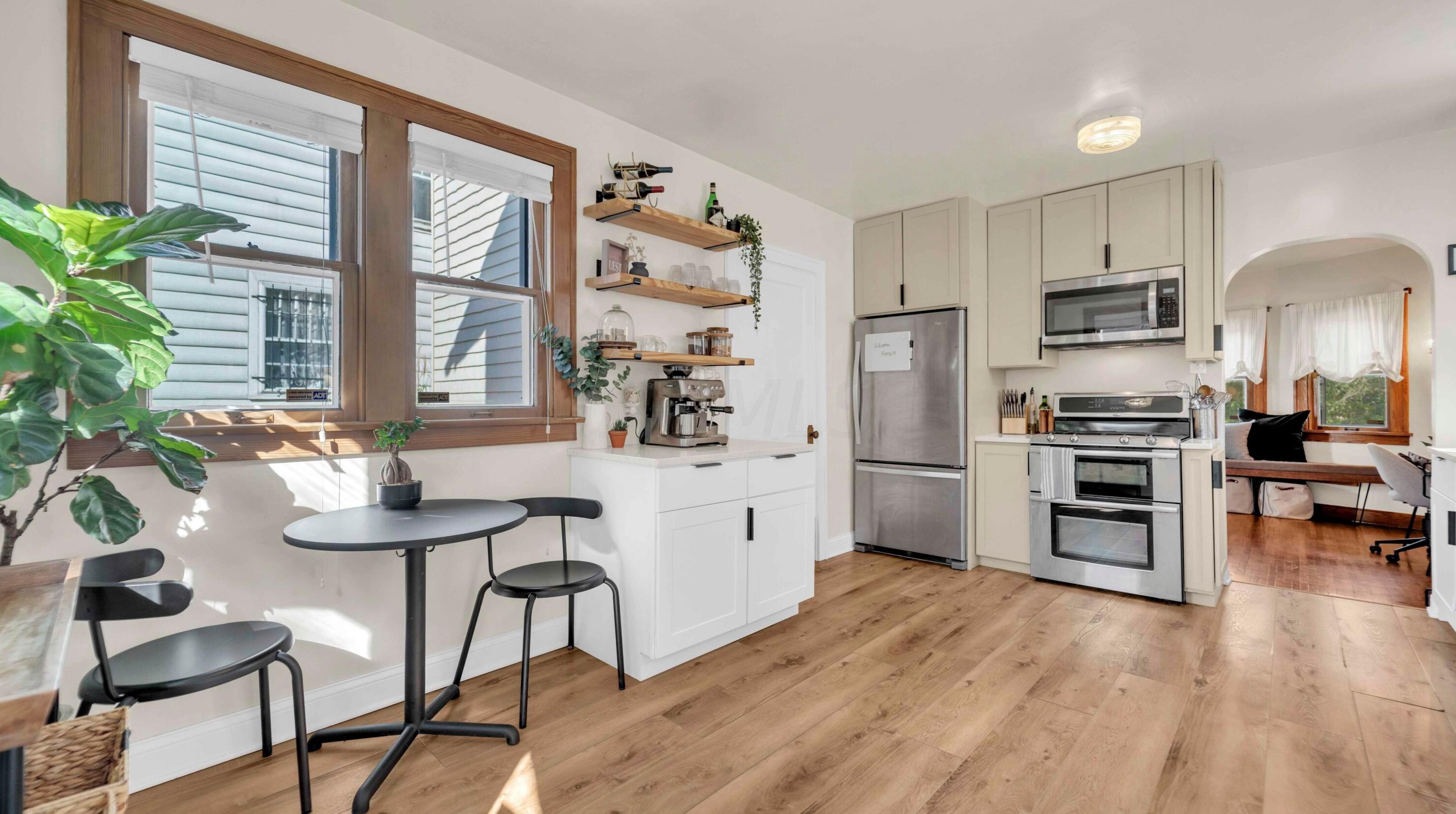 301 Markison Ave, Columbus OH 43207-1833 exterior