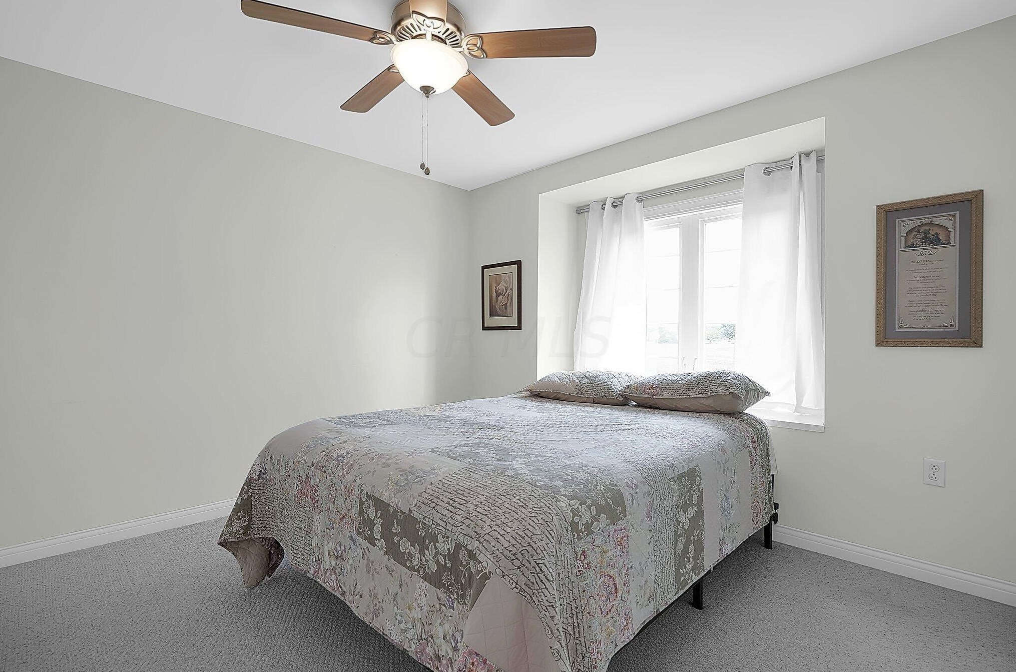 512 Chatham Ct, Circleville OH  43113-2309 exterior