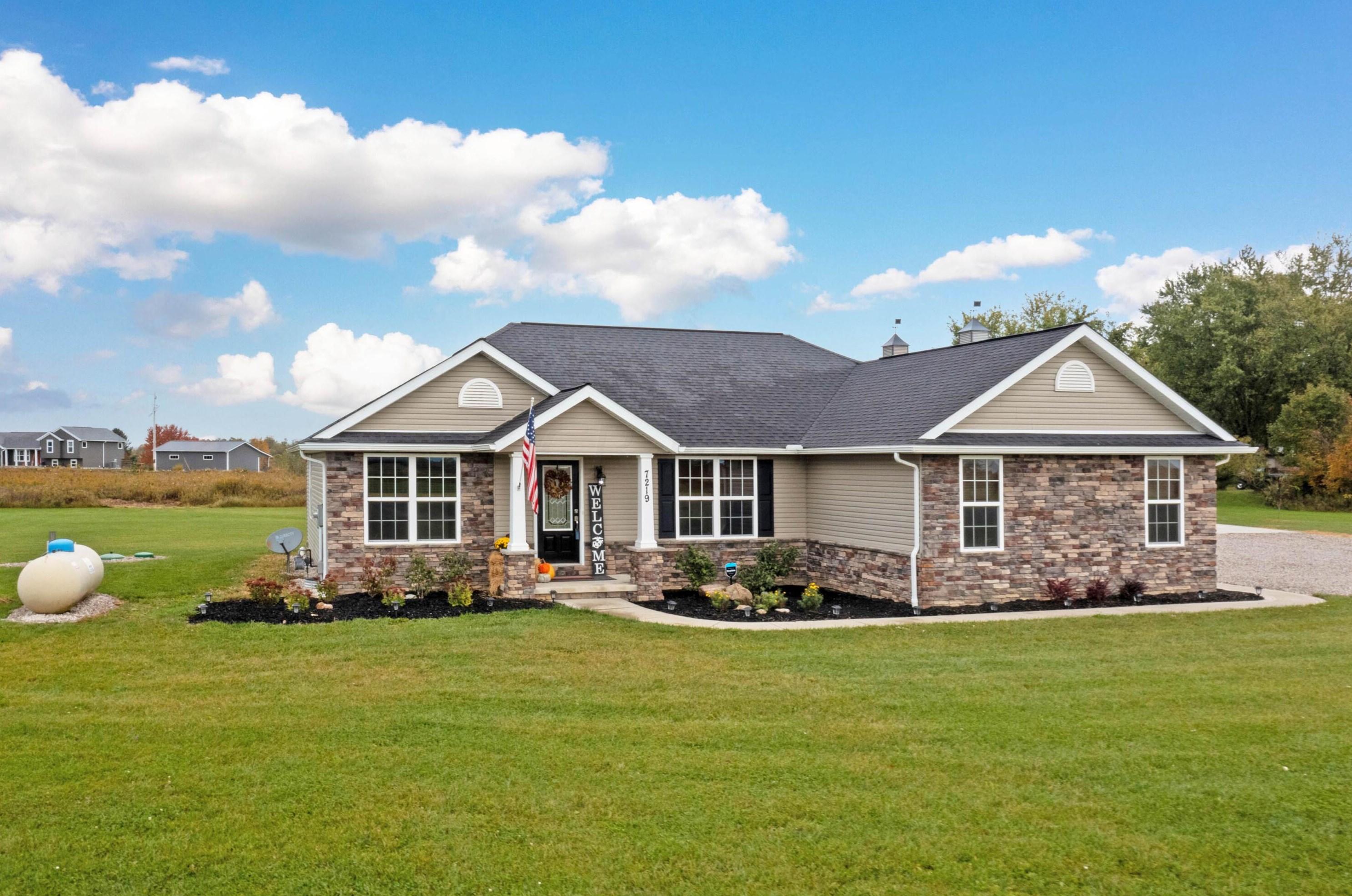 7219 Bishop Rd, Centerburg, OH 43011