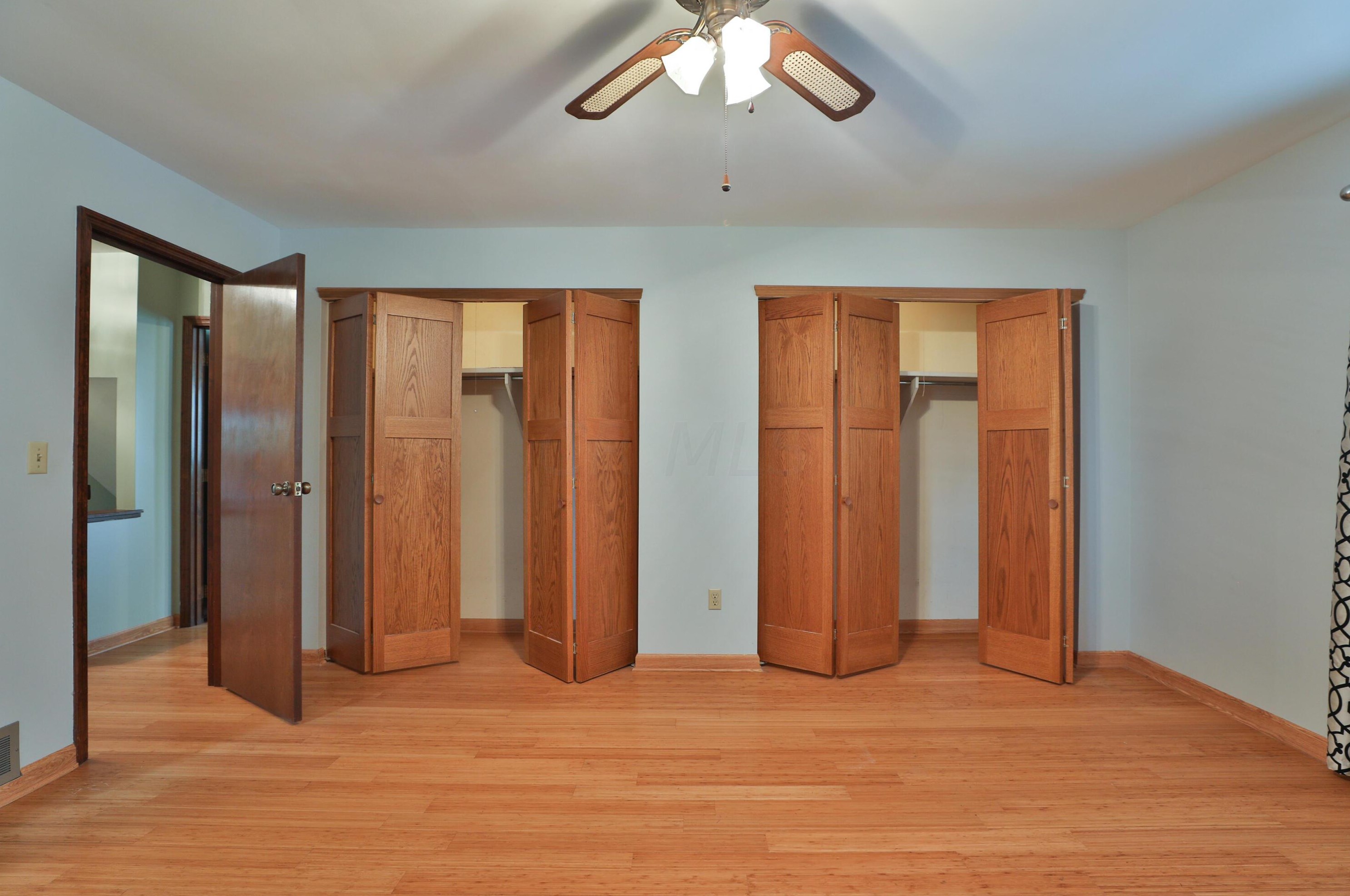 1606 Scottsdale Ave, Columbus OH 43235-2519 exterior