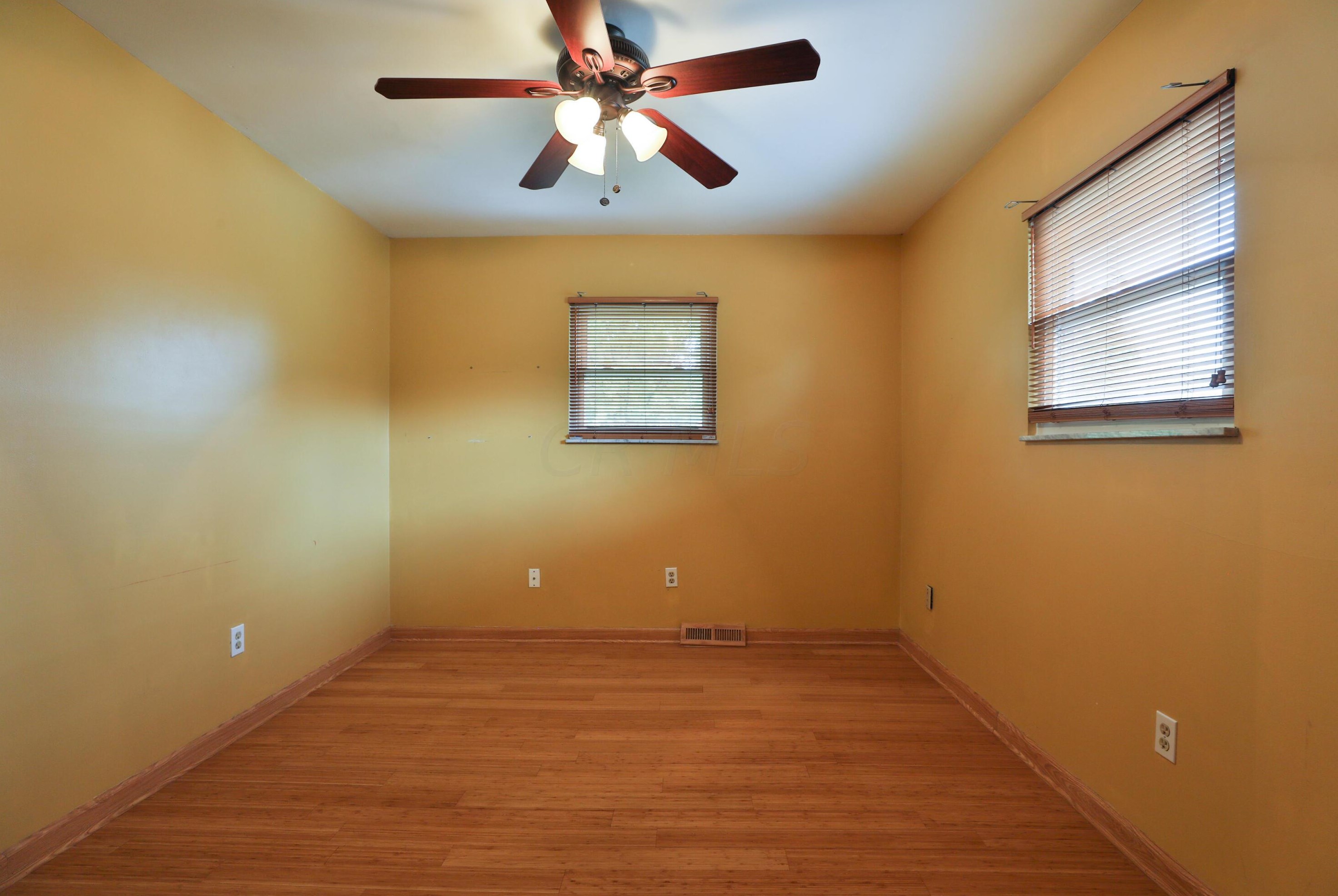 1606 Scottsdale Ave, Columbus OH 43235-2519 exterior