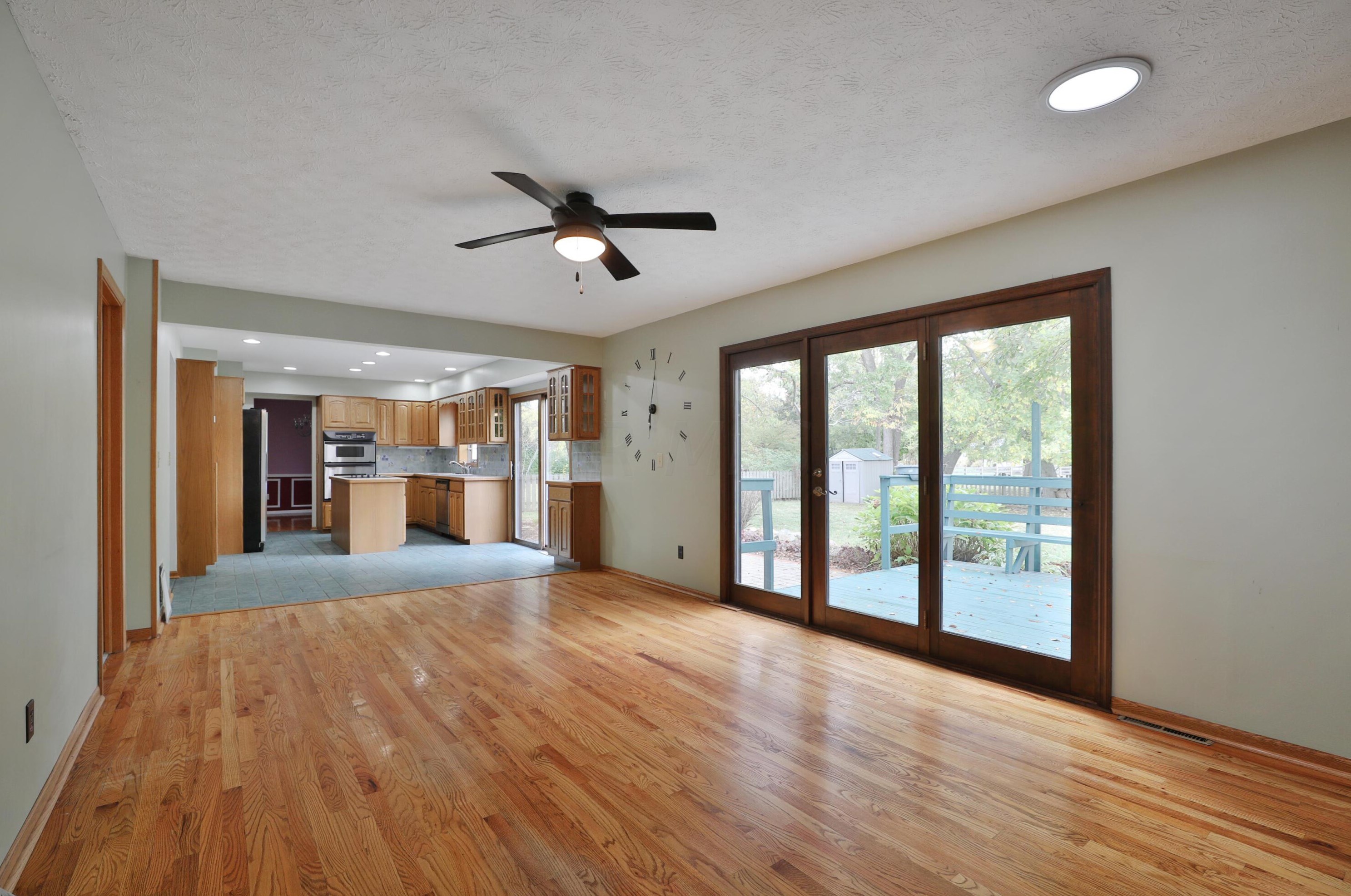 1606 Scottsdale Ave, Columbus OH 43235-2519 exterior