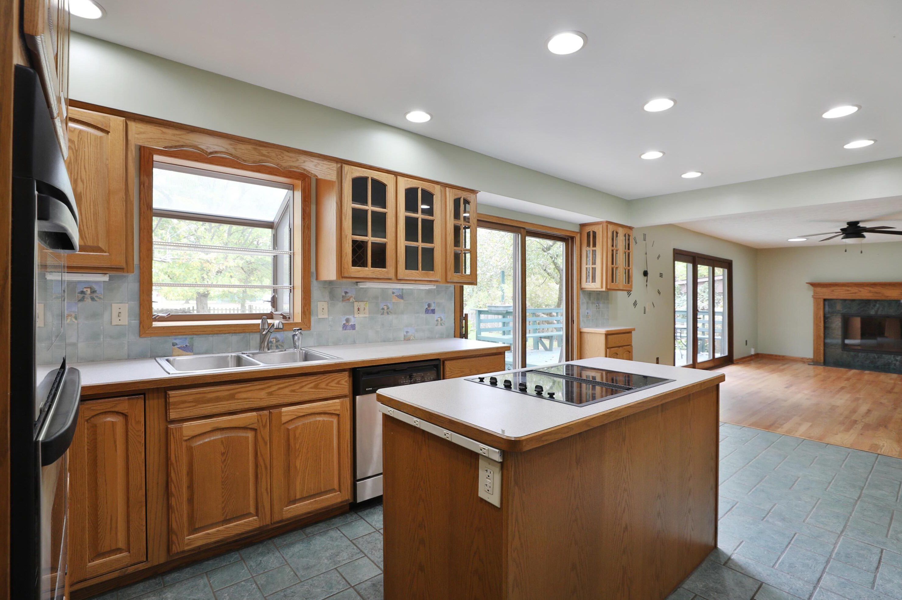 1606 Scottsdale Ave, Columbus OH 43235-2519 exterior