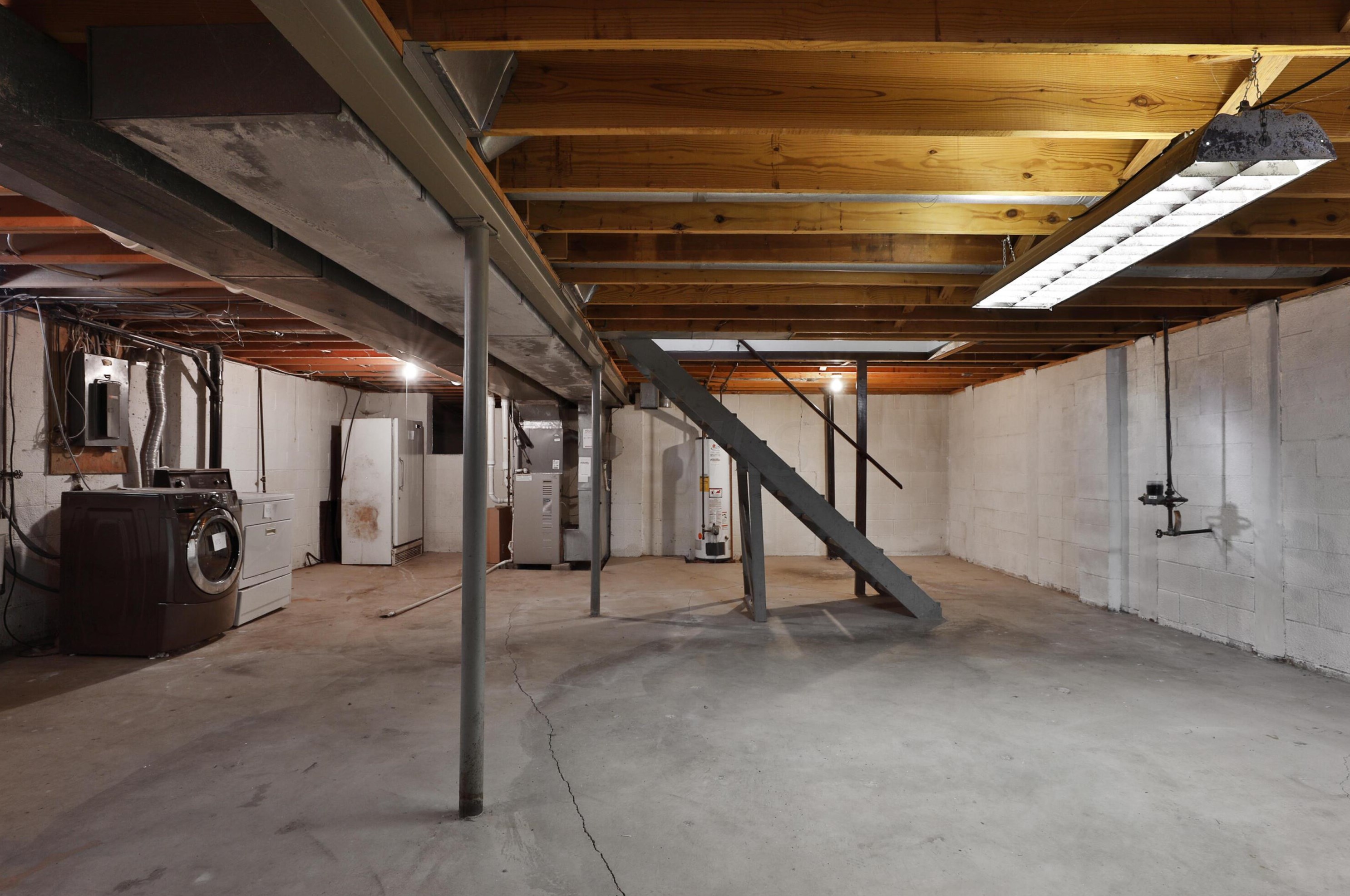 1606 Scottsdale Ave, Columbus OH 43235-2519 exterior