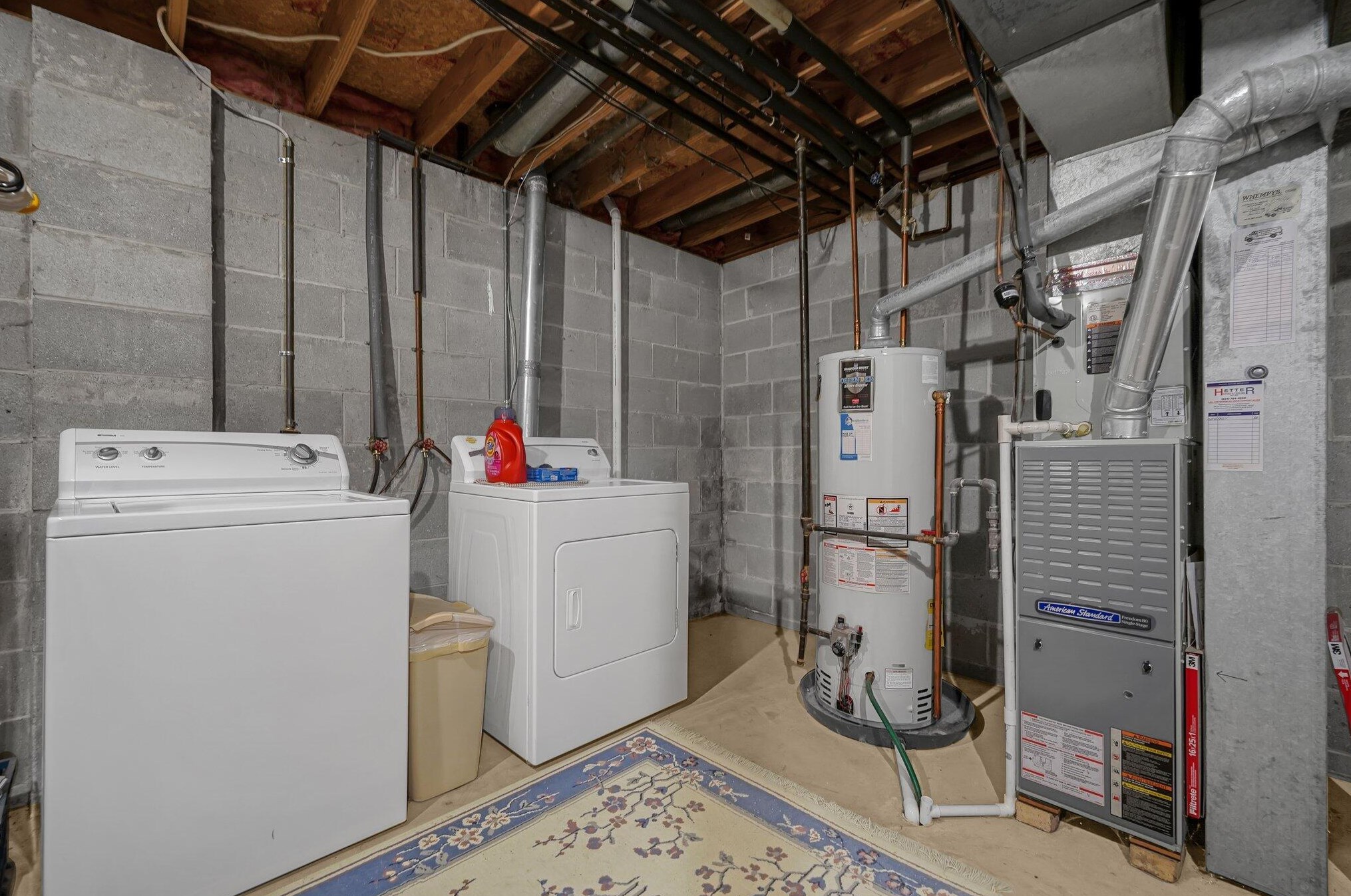 5280 Wood Run Blvd, Columbus OH 43220-7305 exterior