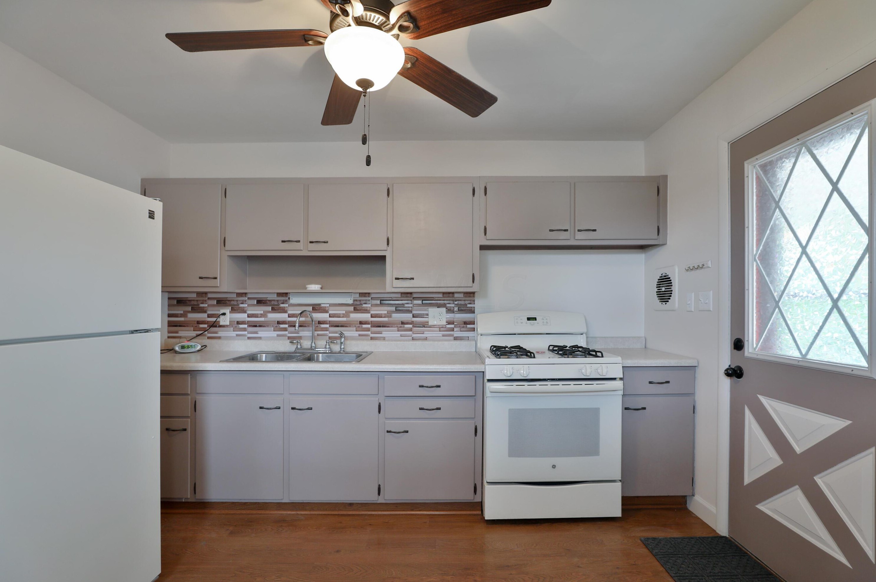 127 Cullman Rd, Columbus OH  43207-3020 exterior