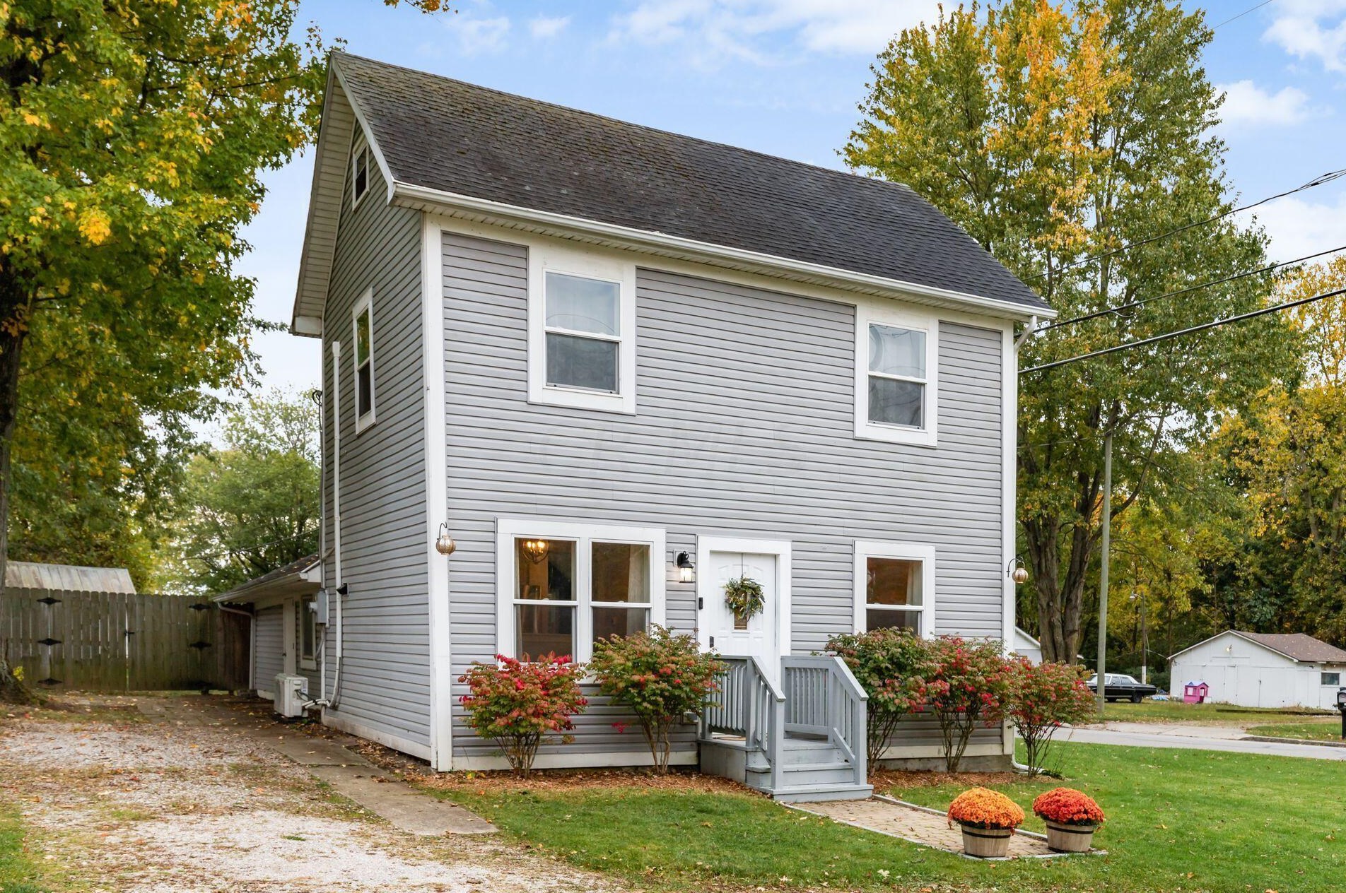 2 Renner St, Delaware, OH 43015-2125