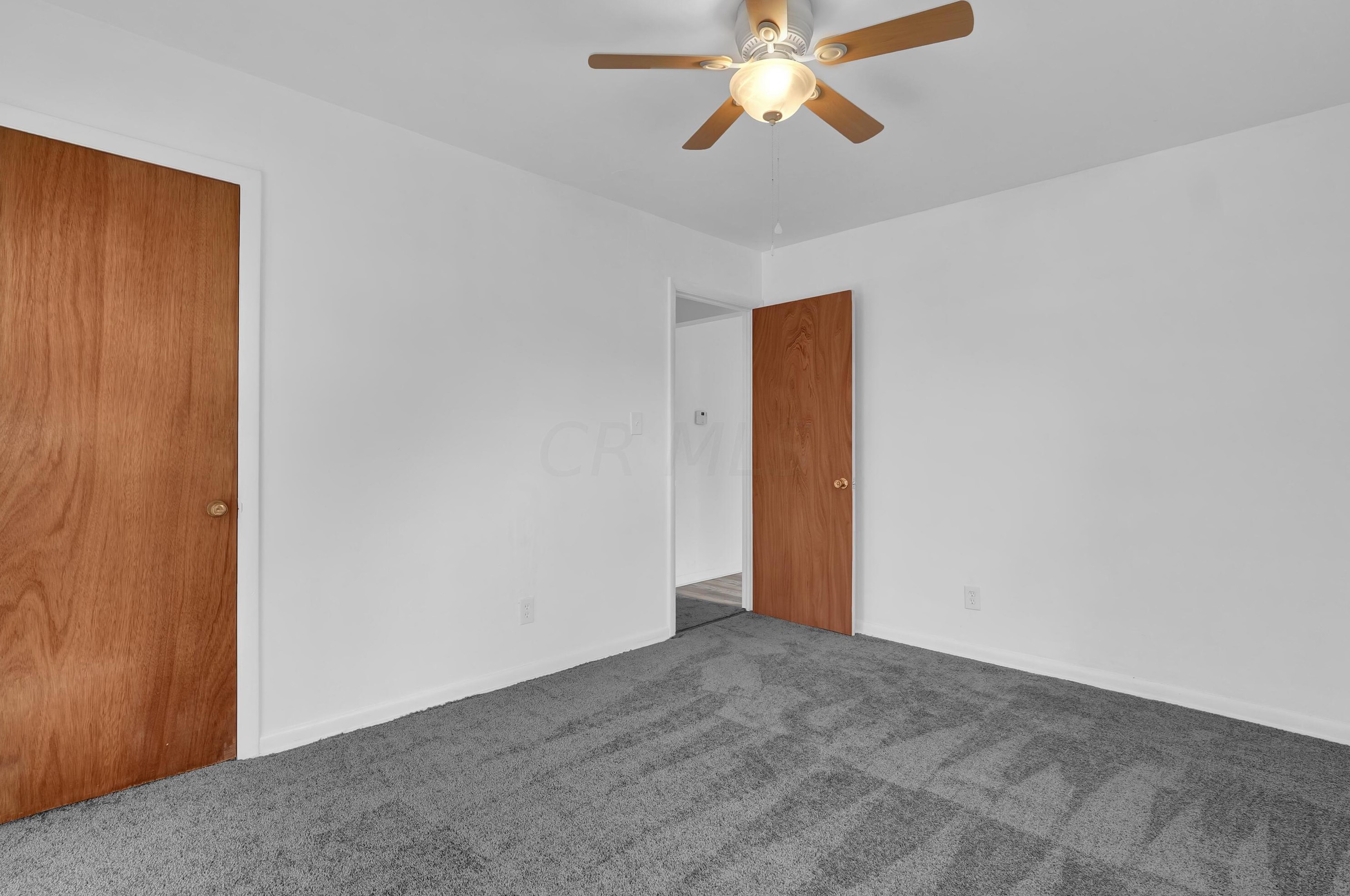 3760 Eisenhower Rd, Columbus OH  43224-2628 exterior