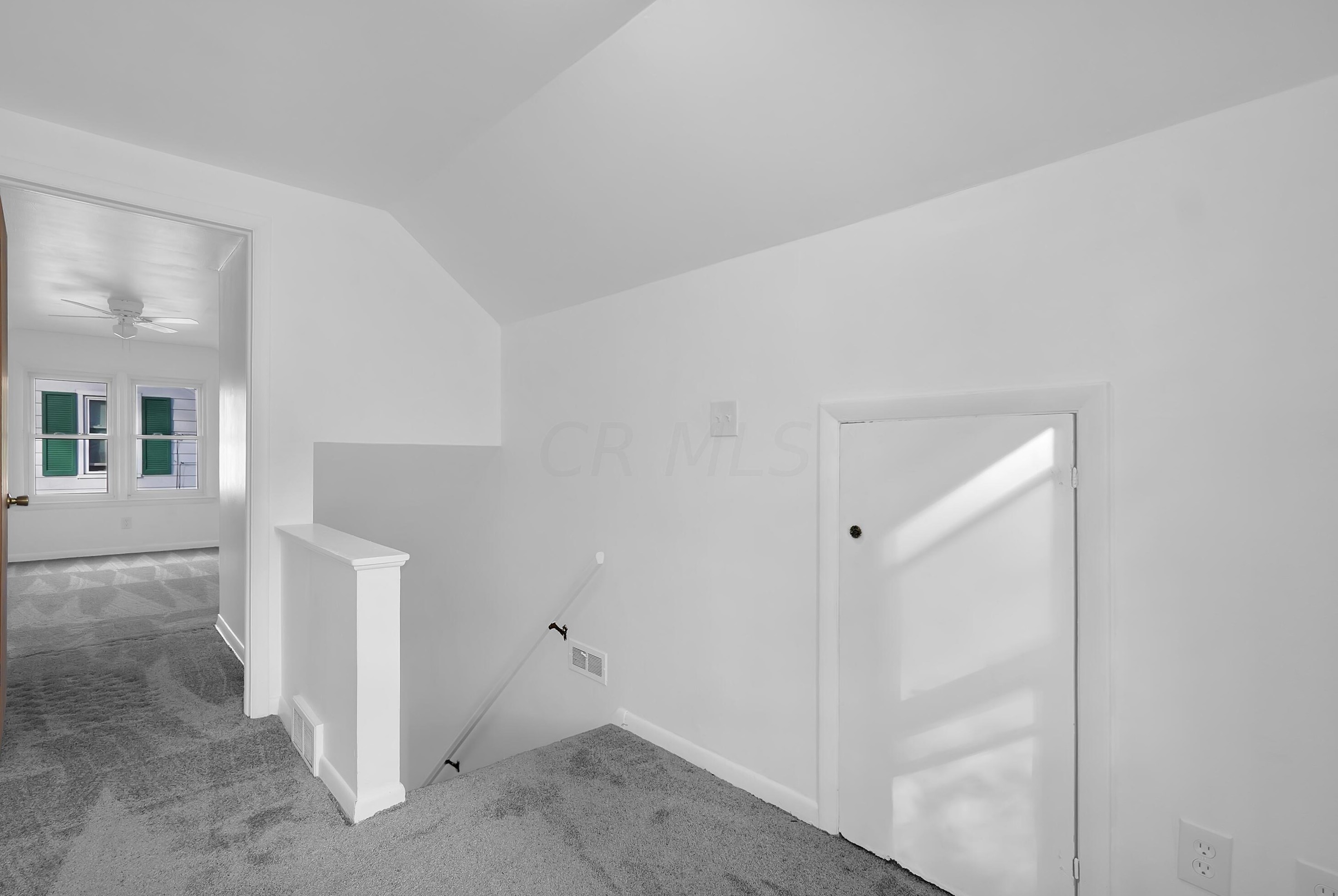 3760 Eisenhower Rd, Columbus OH  43224-2628 exterior