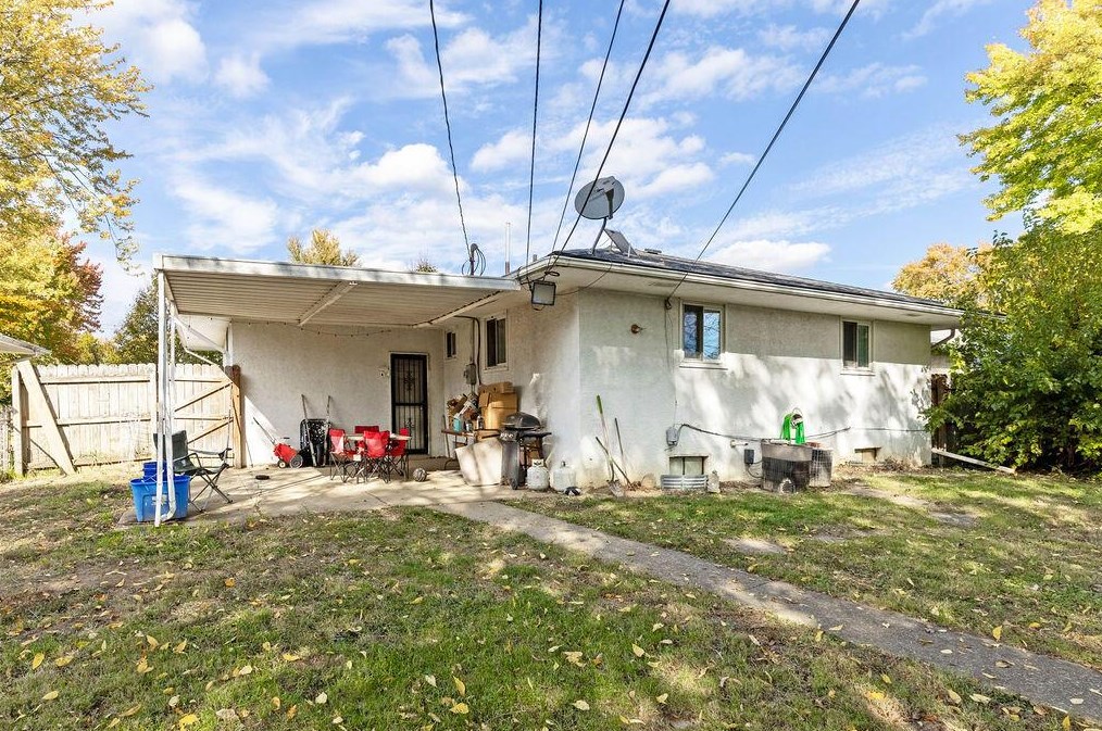 3885 Conway Dr, Columbus OH 43227-3324 exterior