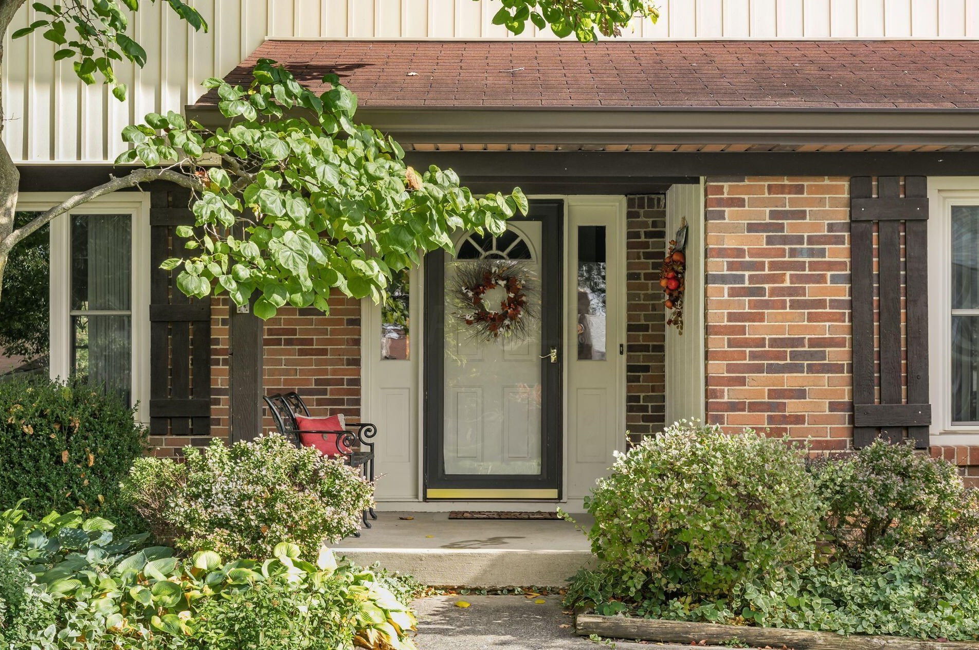 1078 Arundel Ave, Westerville, OH 43081-1187