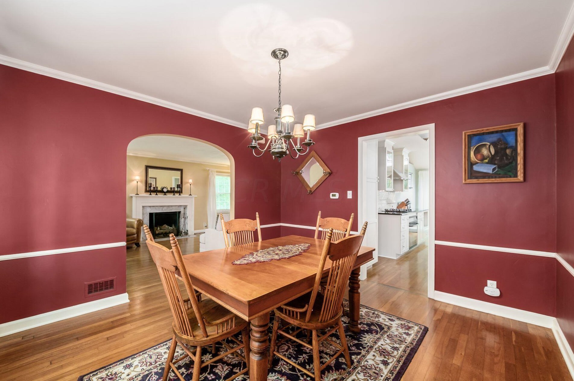 105 Henderson Rd, Columbus OH 43214-2404 exterior