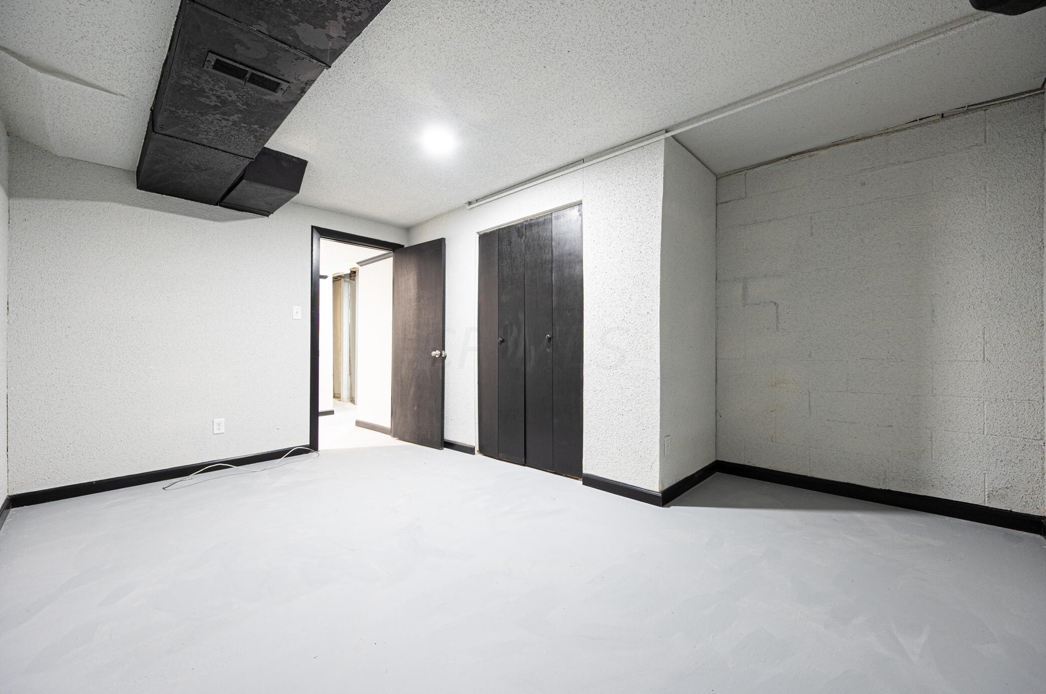 4824 Valley Forge Dr, Columbus OH  43229-6452 exterior