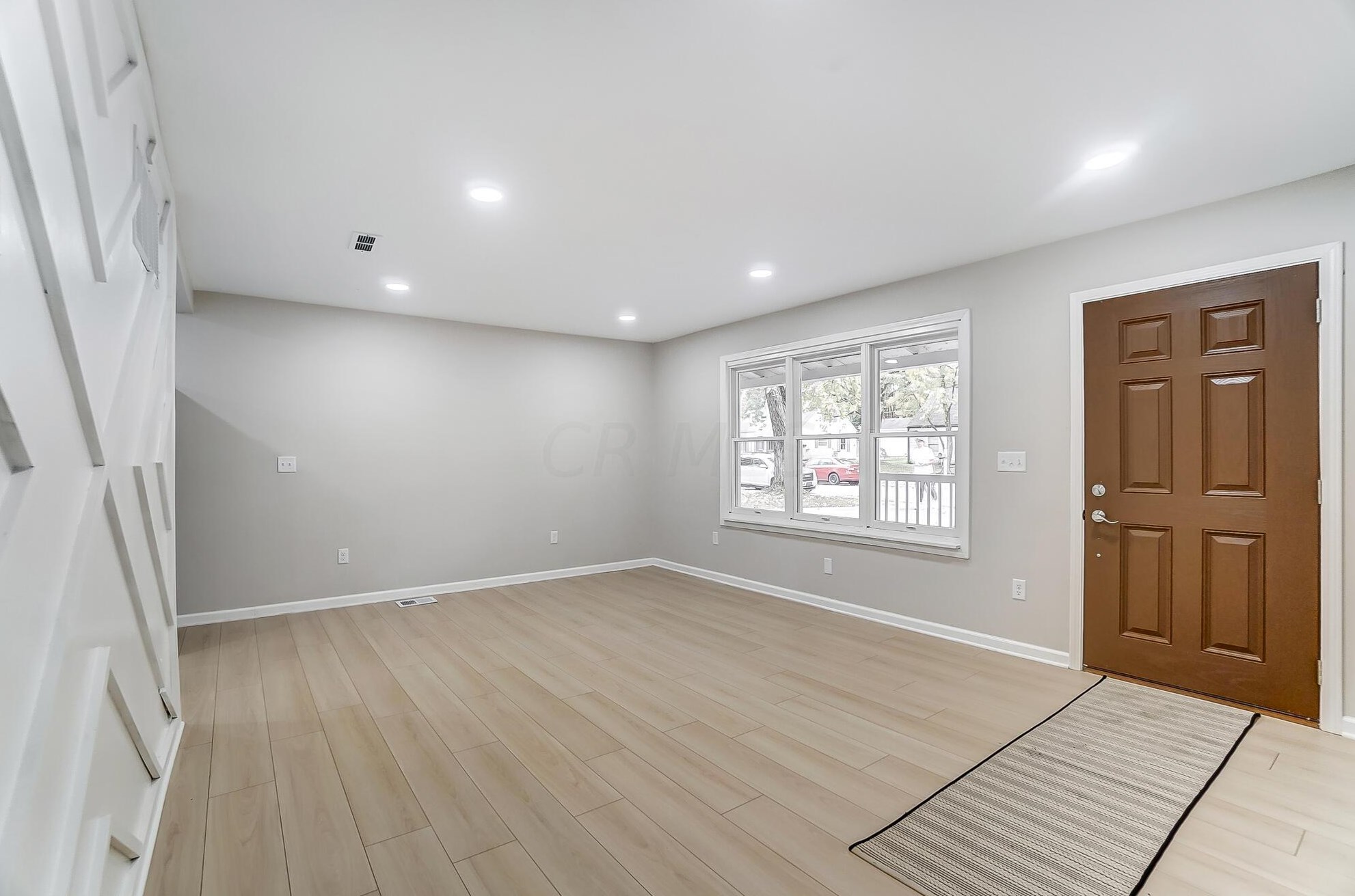 979 Antwerp Rd, Columbus, OH 43213