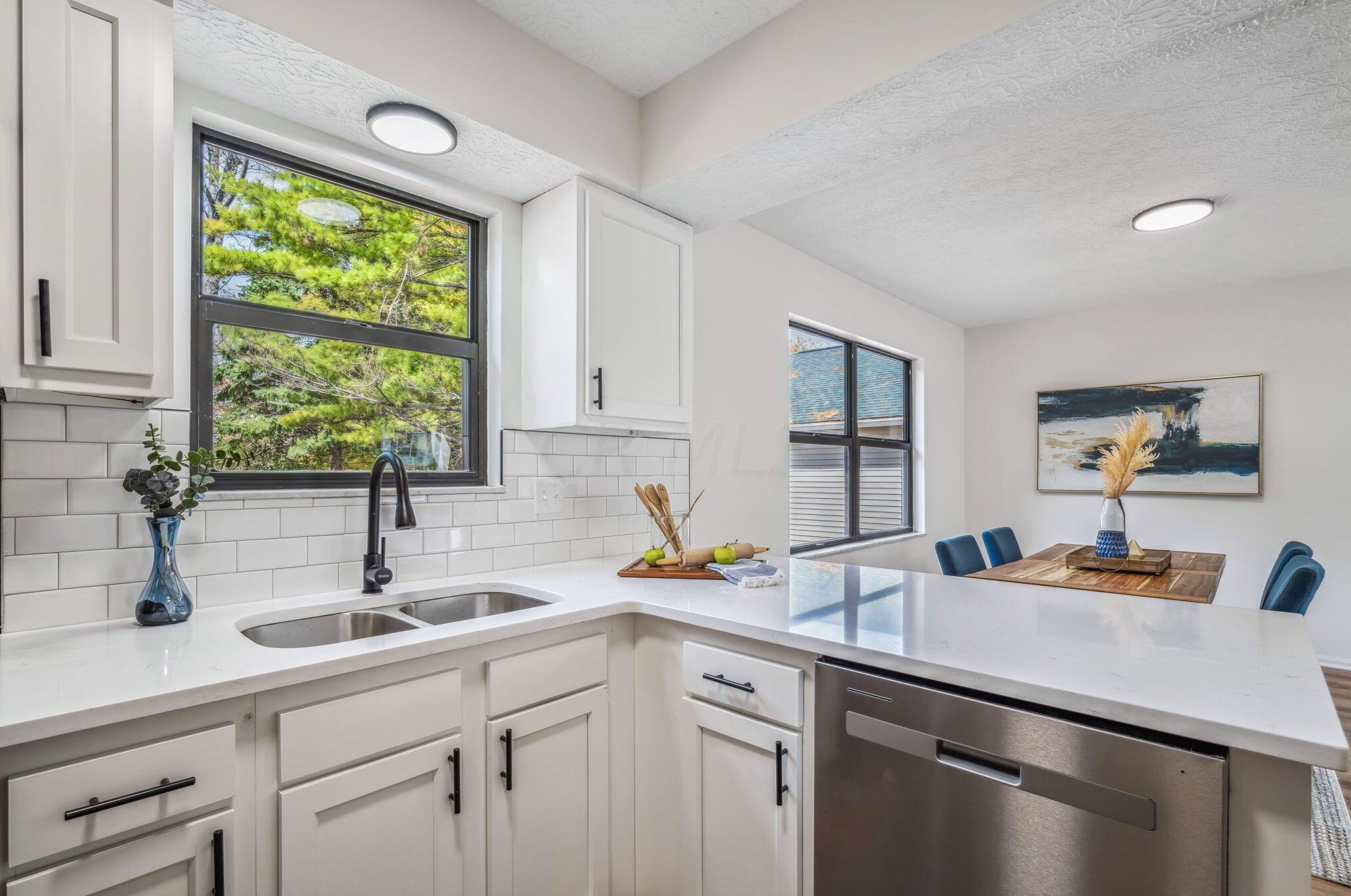 3784 Heatherglen Dr, Columbus OH 43221-5816 exterior