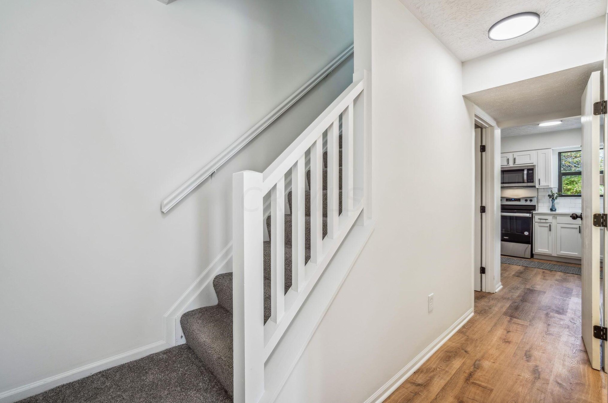 3784 Heatherglen Dr, Columbus OH 43221-5816 exterior