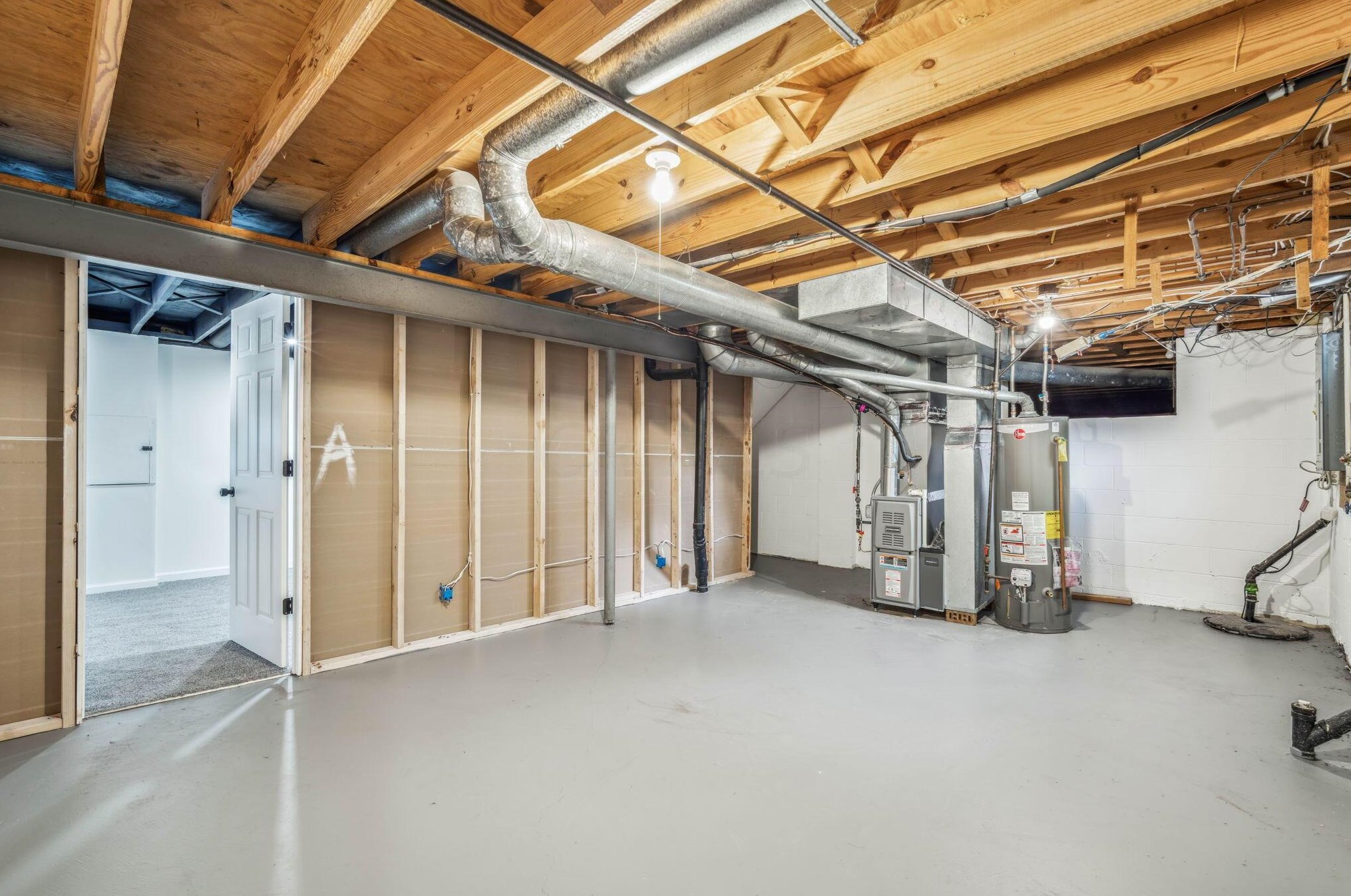 3784 Heatherglen Dr, Columbus OH 43221-5816 exterior