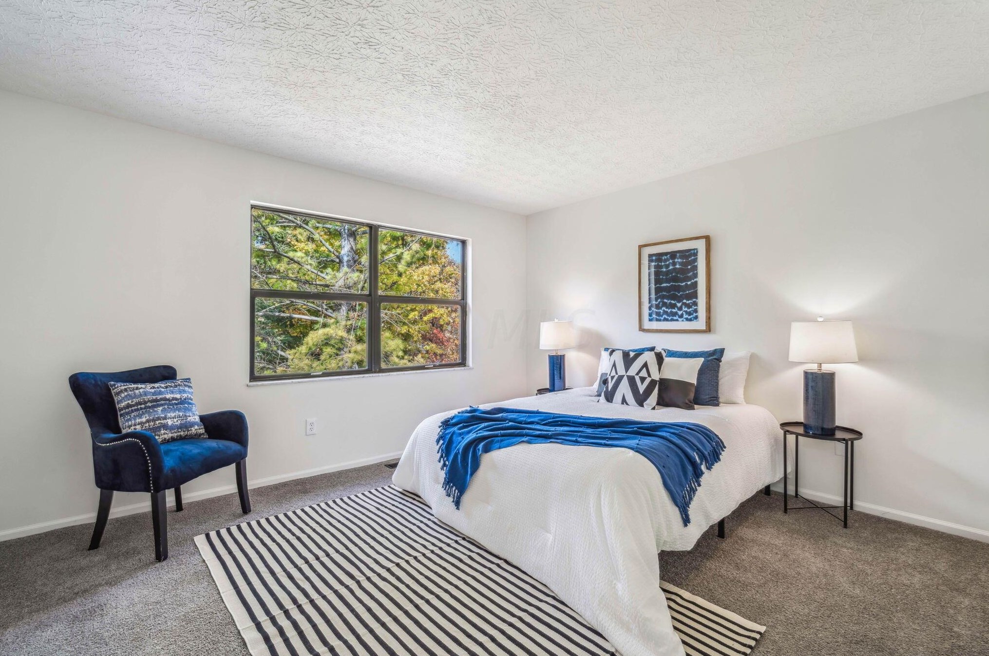 3784 Heatherglen Dr, Columbus OH 43221-5816 exterior