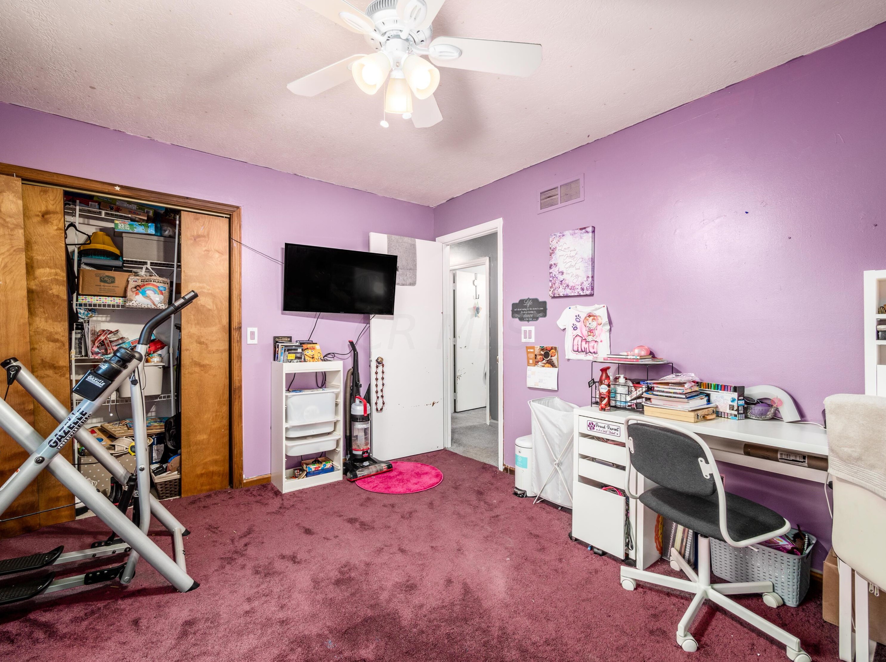 9589 Refugee Rd, Pickerington OH  43147-9640 exterior