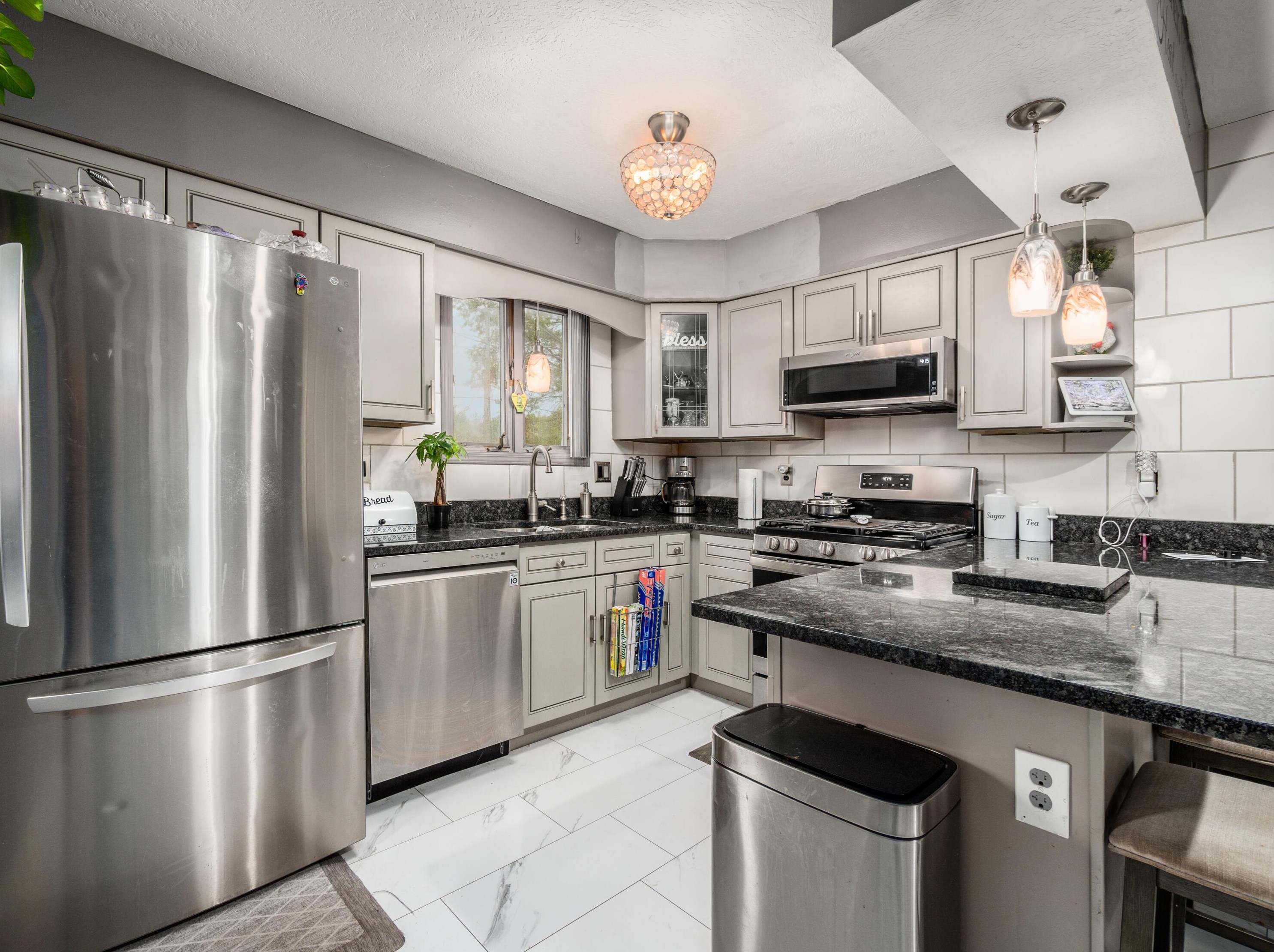 9589 Refugee Rd, Pickerington OH  43147-9640 exterior