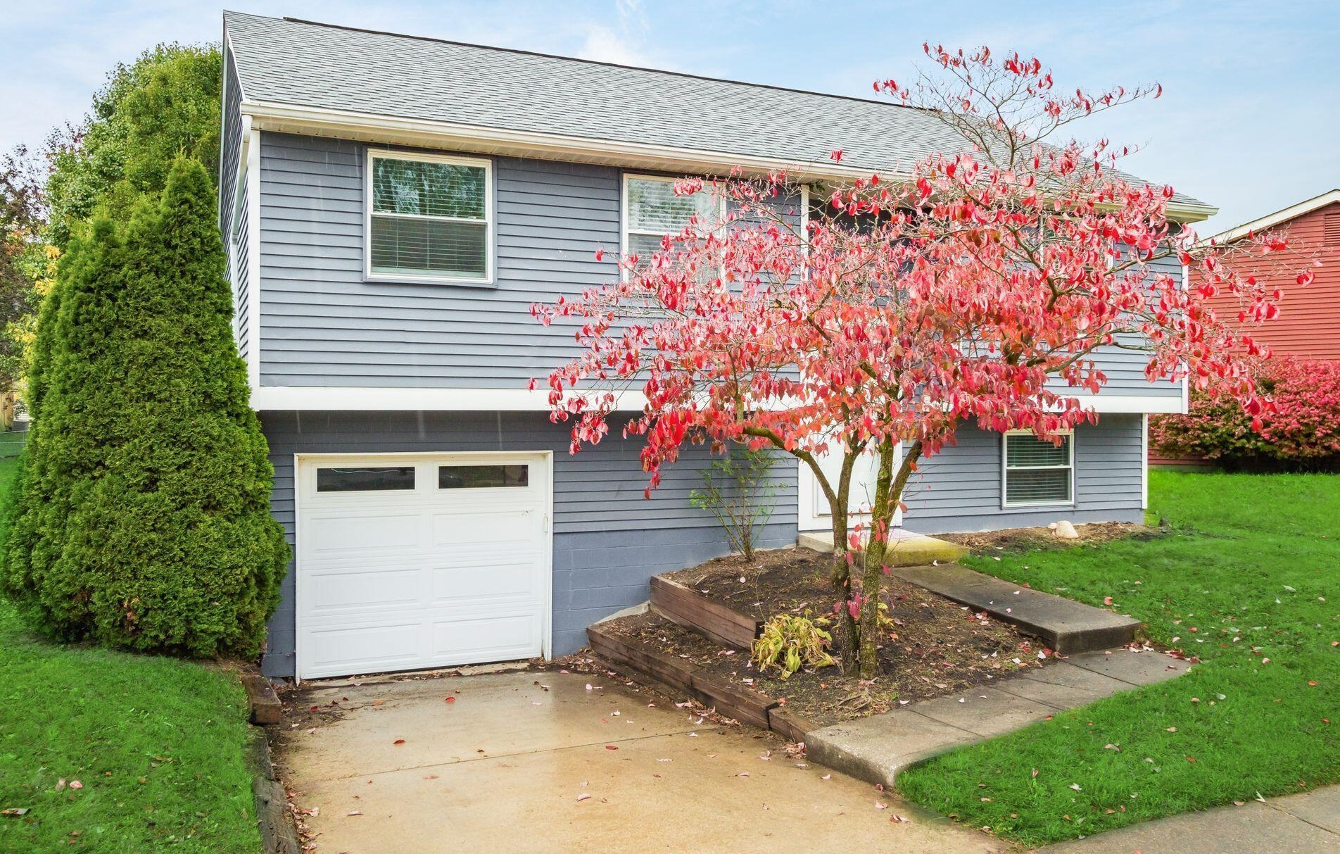 1011 Woodington Rd, Westerville, OH 43081